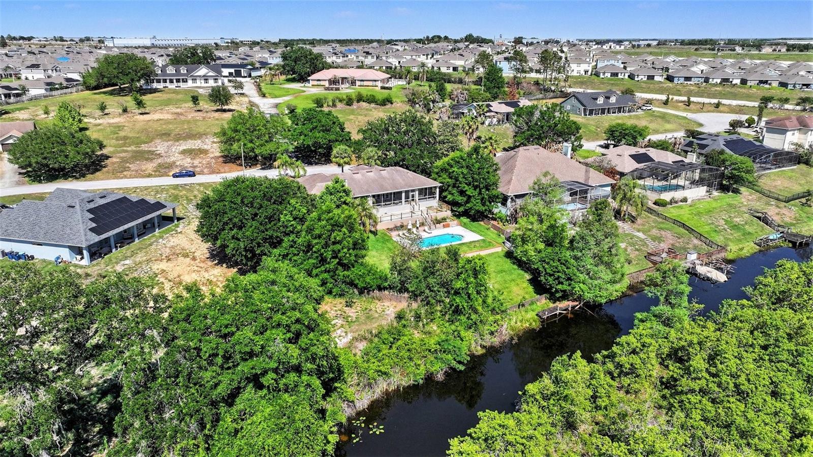 Image 35 of 43 For 3085 Landings Court