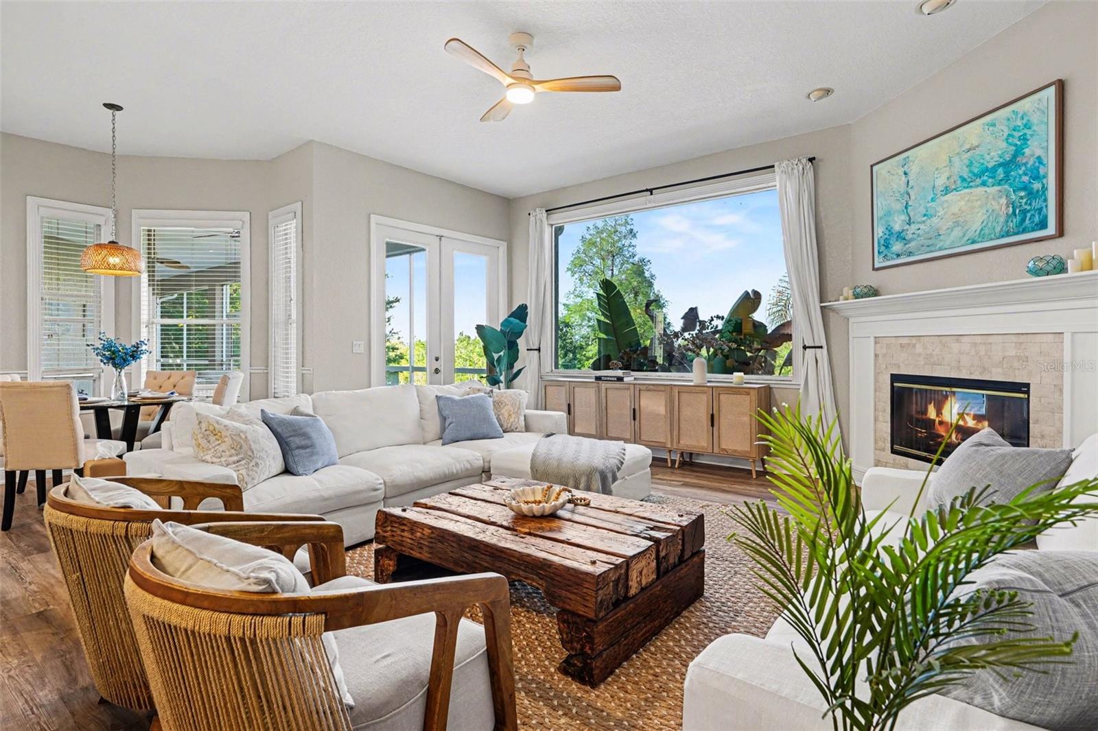 Image 5 of 43 For 3085 Landings Court