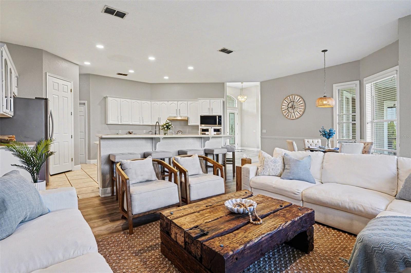 Image 9 of 43 For 3085 Landings Court