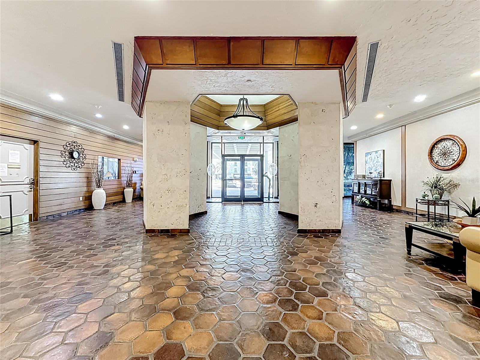 Image 6 of 79 For 400 Island Way 1411