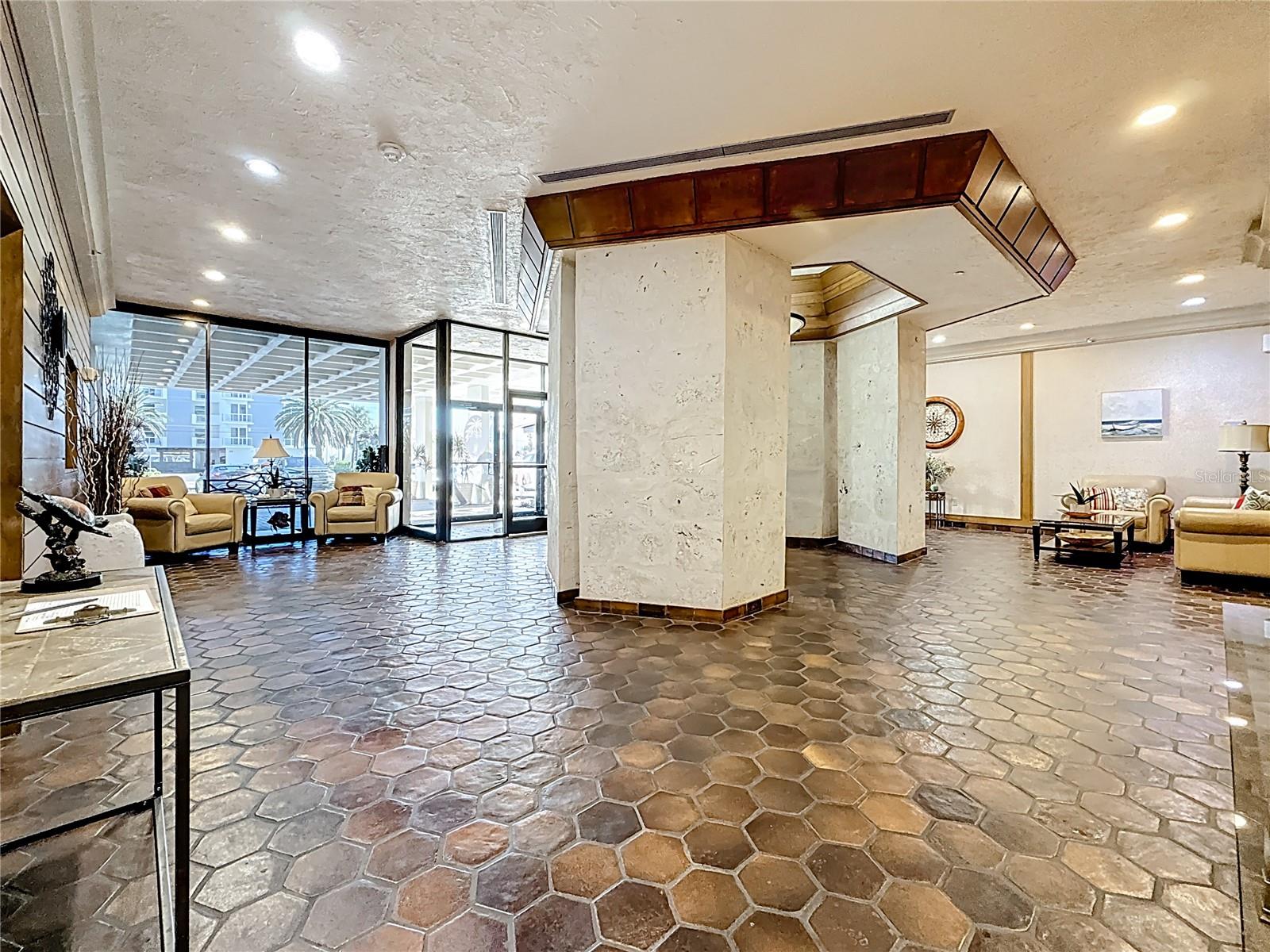 Image 7 of 79 For 400 Island Way 1411