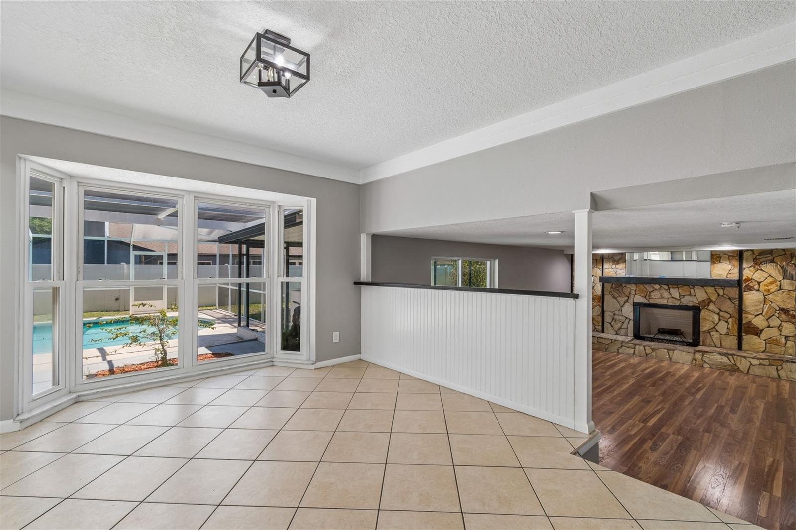 Image 14 of 69 For 7111 Gateway Court