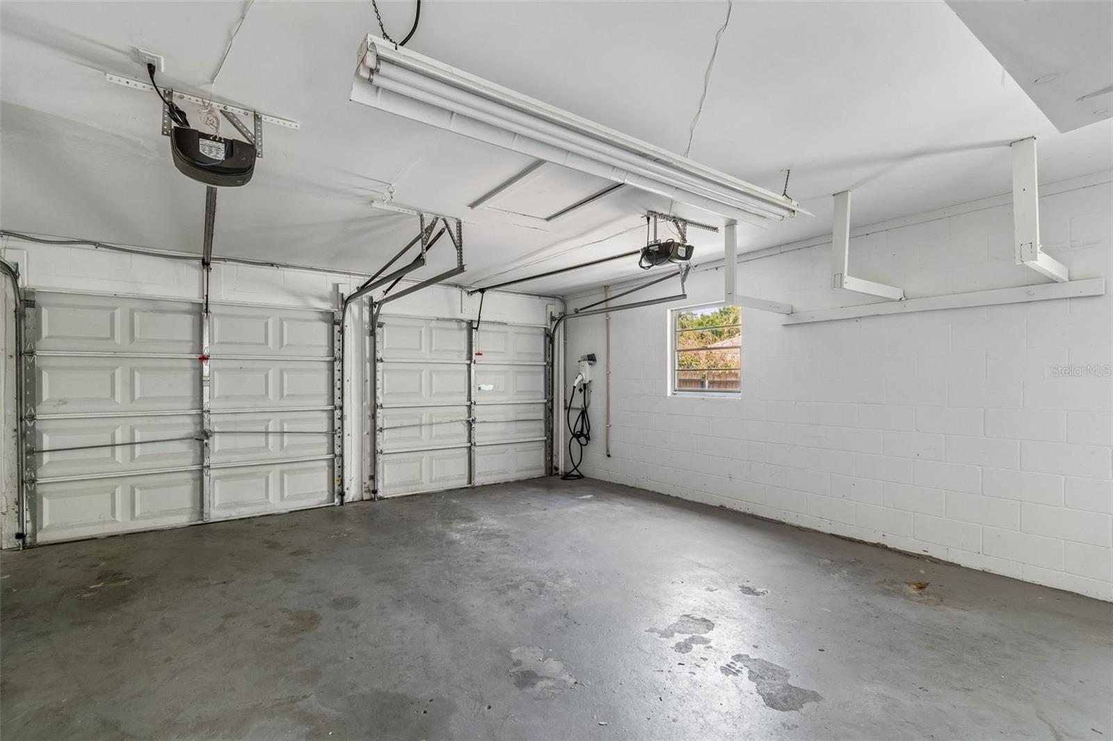 Image 25 of 69 For 7111 Gateway Court