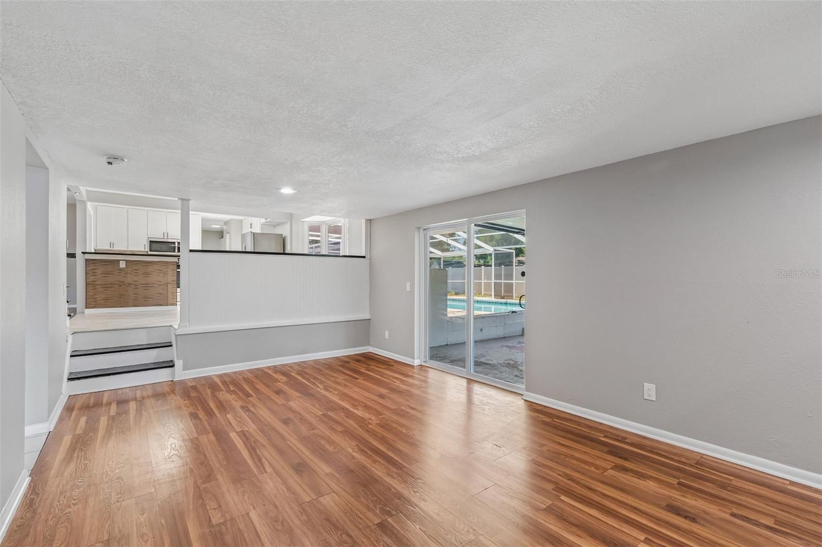 Image 31 of 69 For 7111 Gateway Court