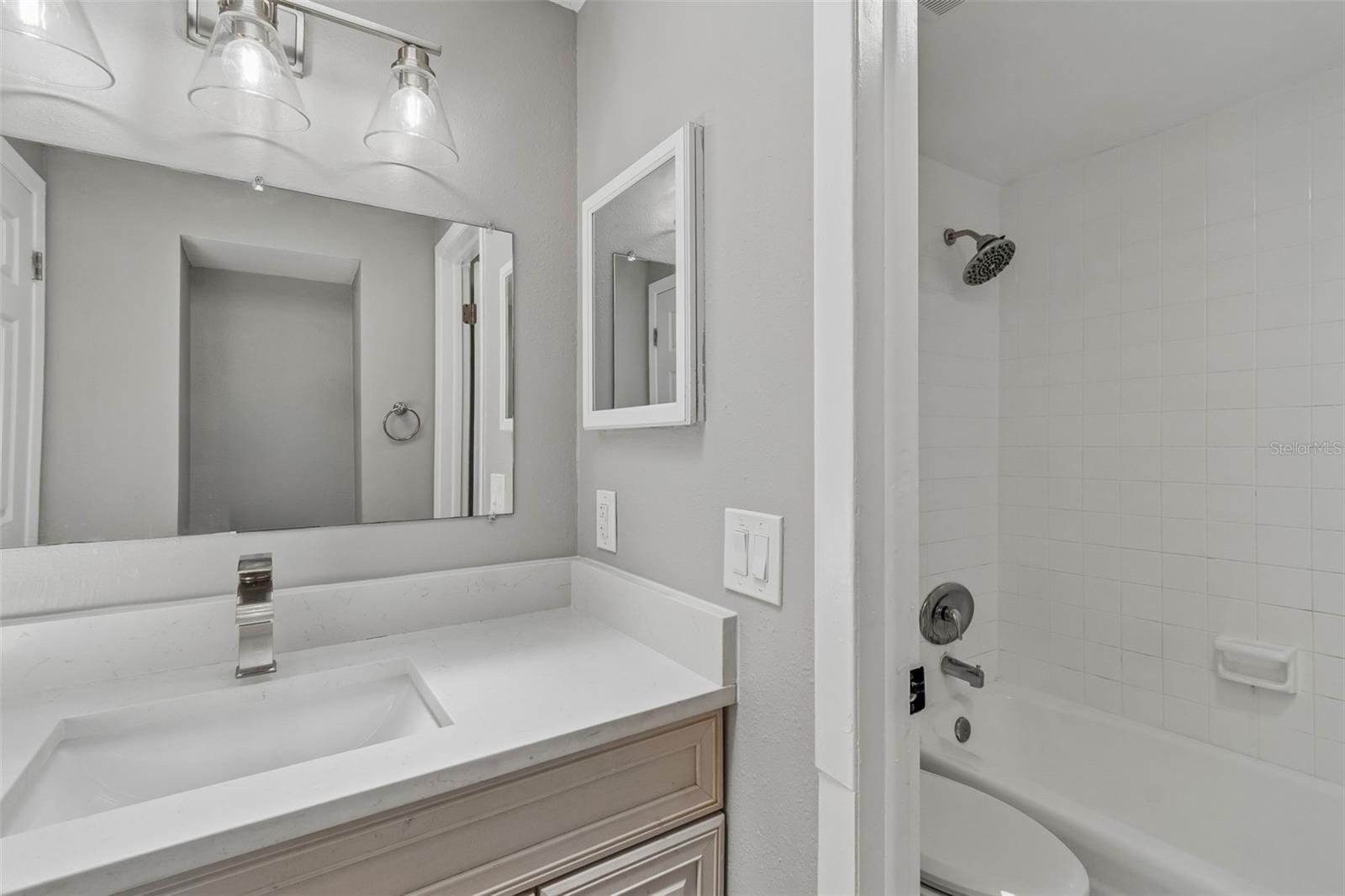 Image 47 of 69 For 7111 Gateway Court