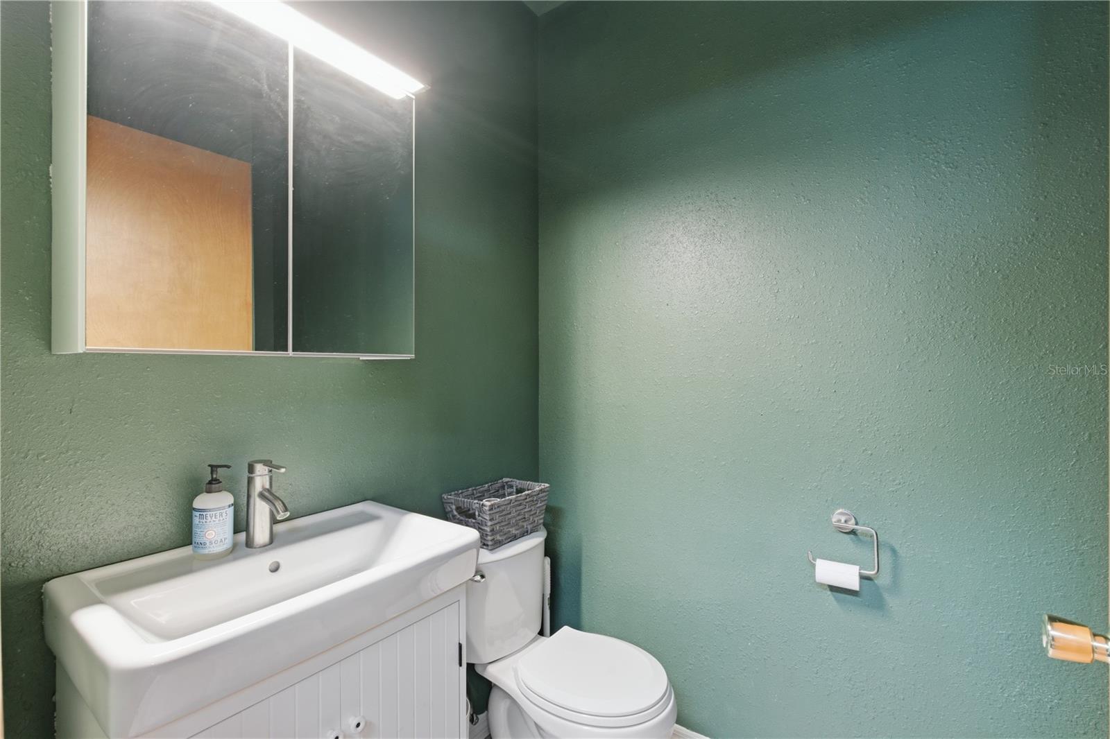 Image 31 of 46 For 1170 Gould Street