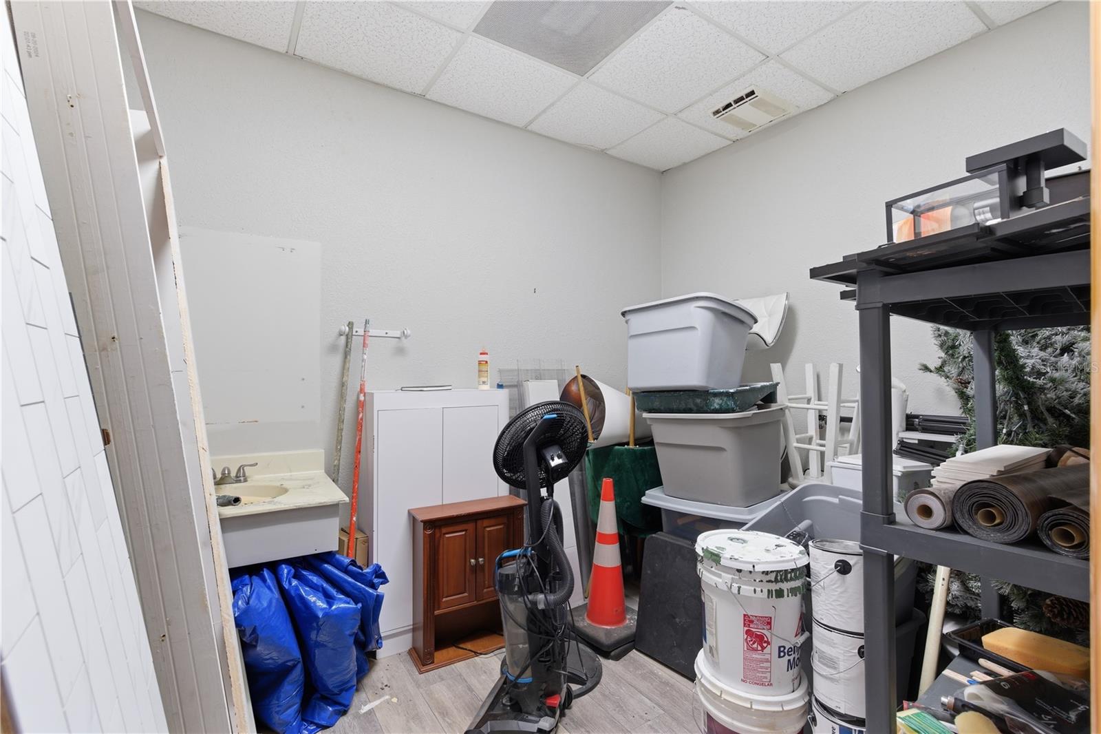 Image 35 of 46 For 1170 Gould Street