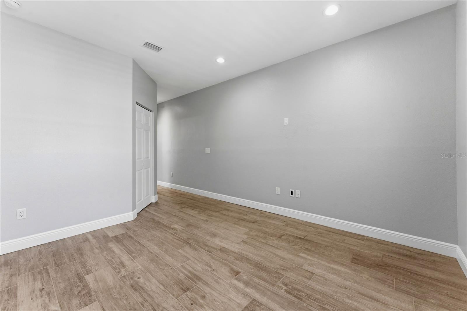 Image 14 of 50 For 1022 Normandy Trace Road