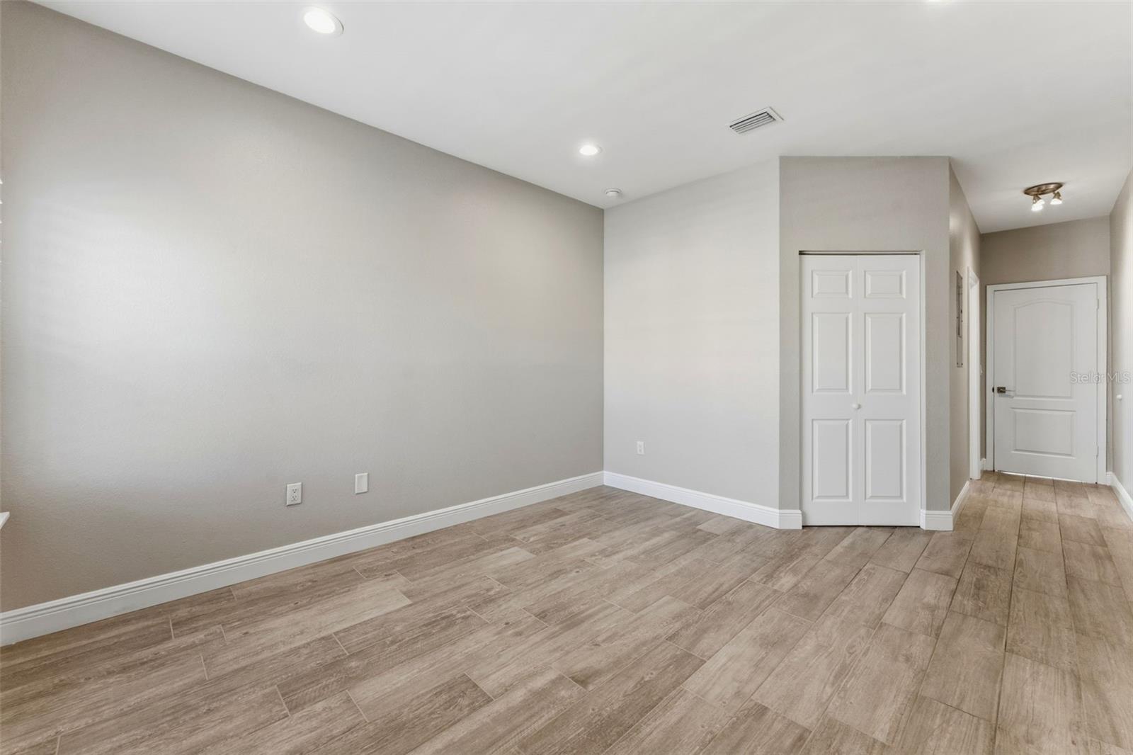 Image 15 of 50 For 1022 Normandy Trace Road