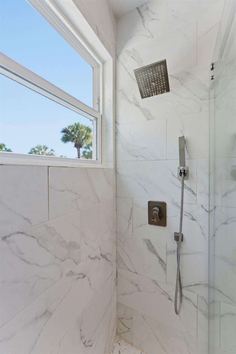 Image 18 of 50 For 1022 Normandy Trace Road