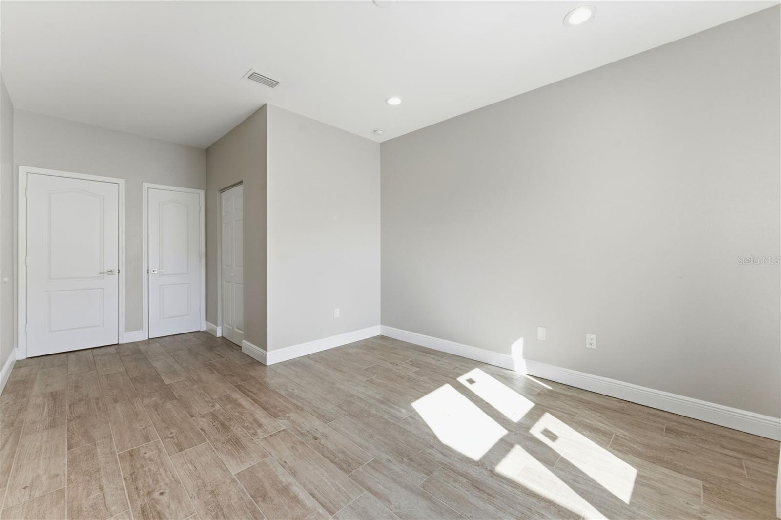 Image 22 of 50 For 1022 Normandy Trace Road