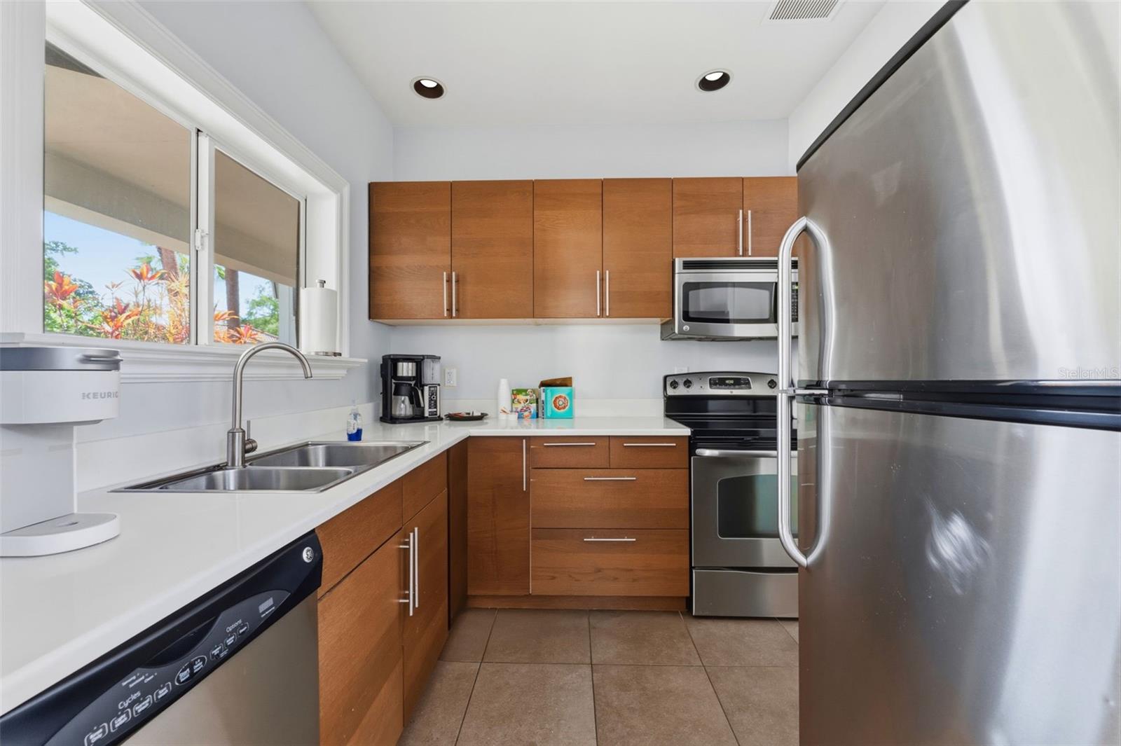 Image 41 of 50 For 1022 Normandy Trace Road