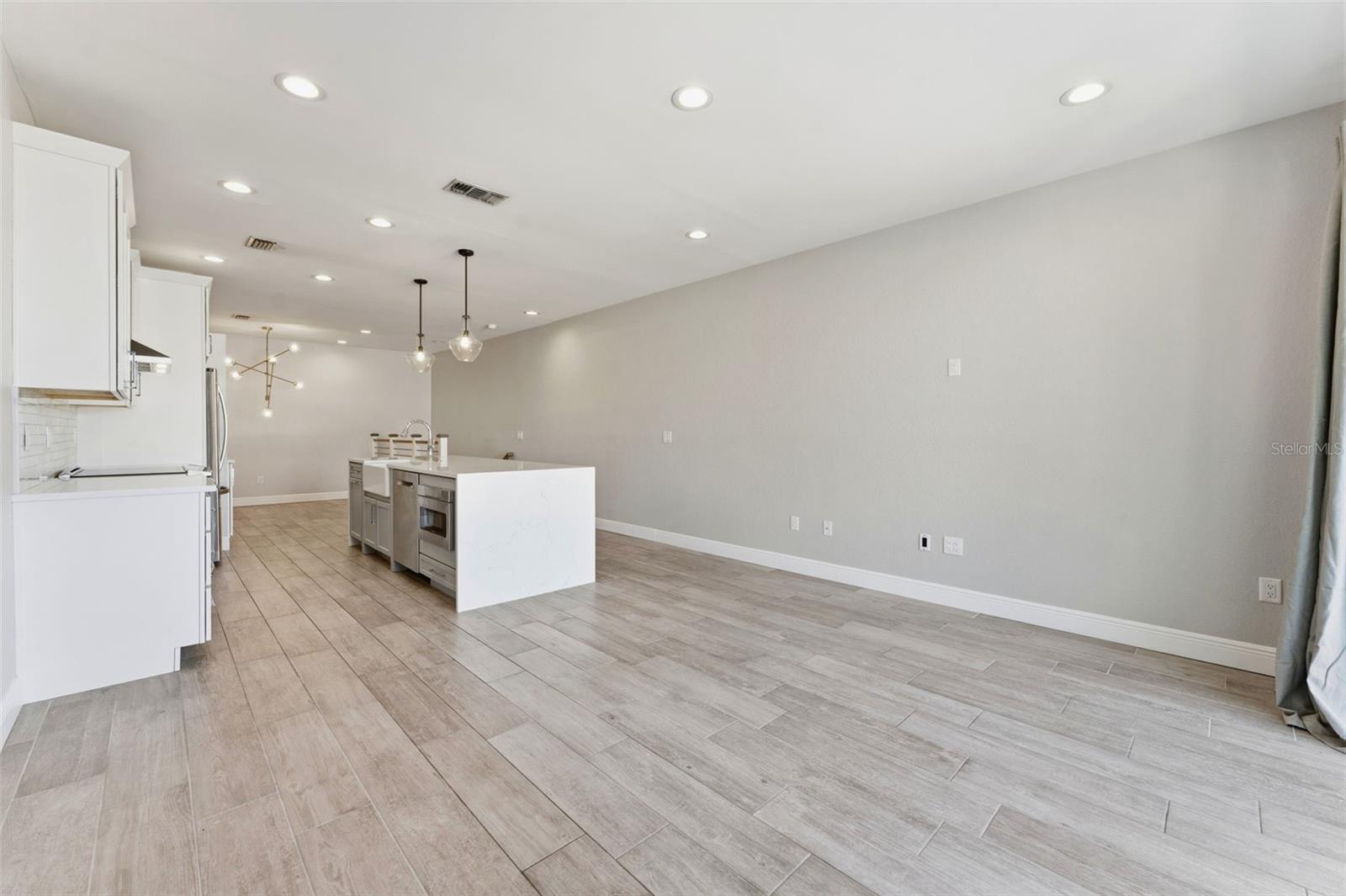 Image 6 of 50 For 1022 Normandy Trace Road