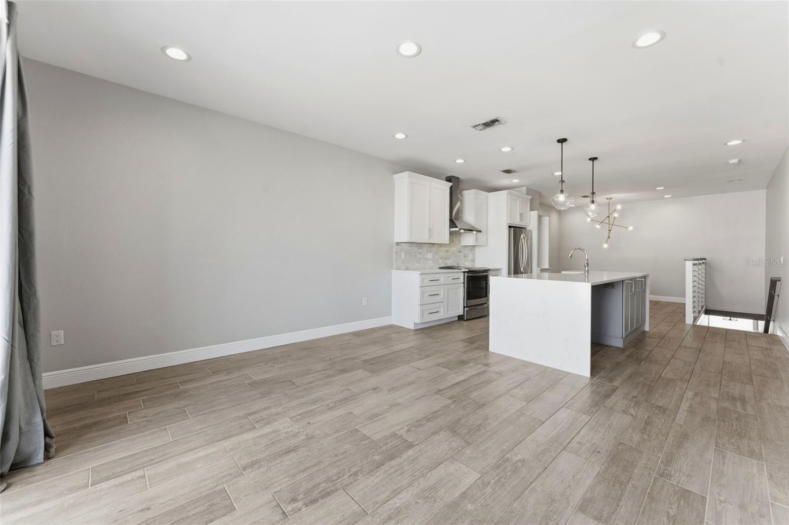 Image 7 of 50 For 1022 Normandy Trace Road