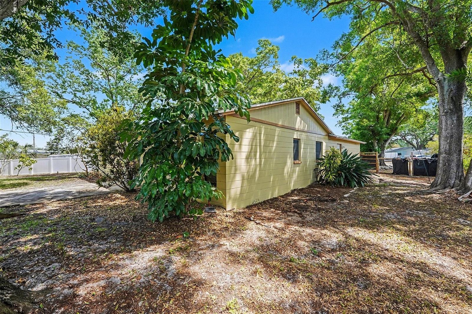 Image 32 of 33 For 6481 Elmhurst Court