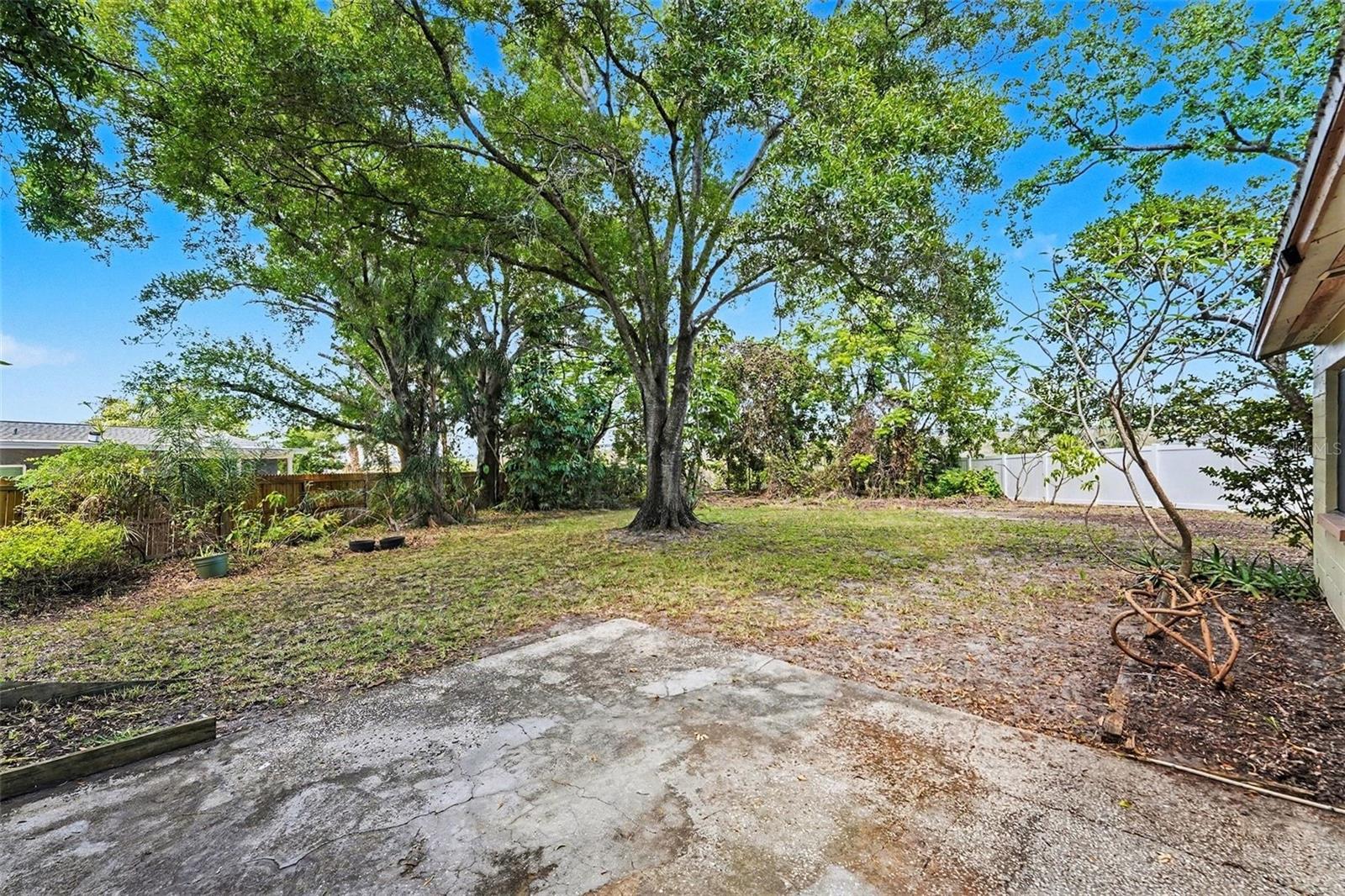 Image 33 of 33 For 6481 Elmhurst Court