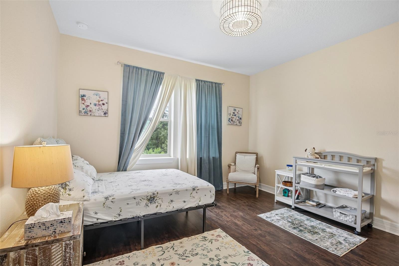 Image 28 of 71 For 11054 Sundrift Drive