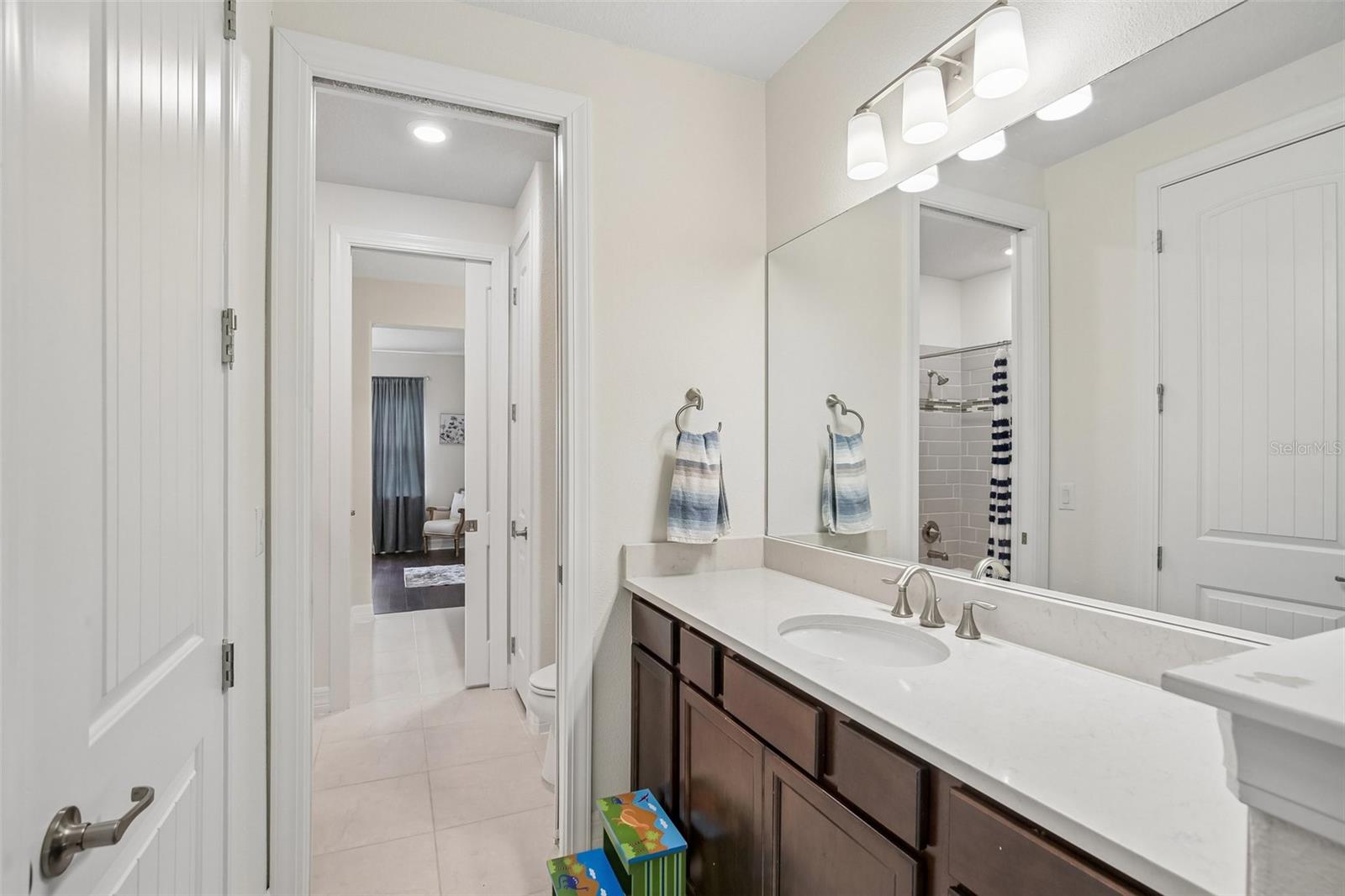 Image 32 of 71 For 11054 Sundrift Drive