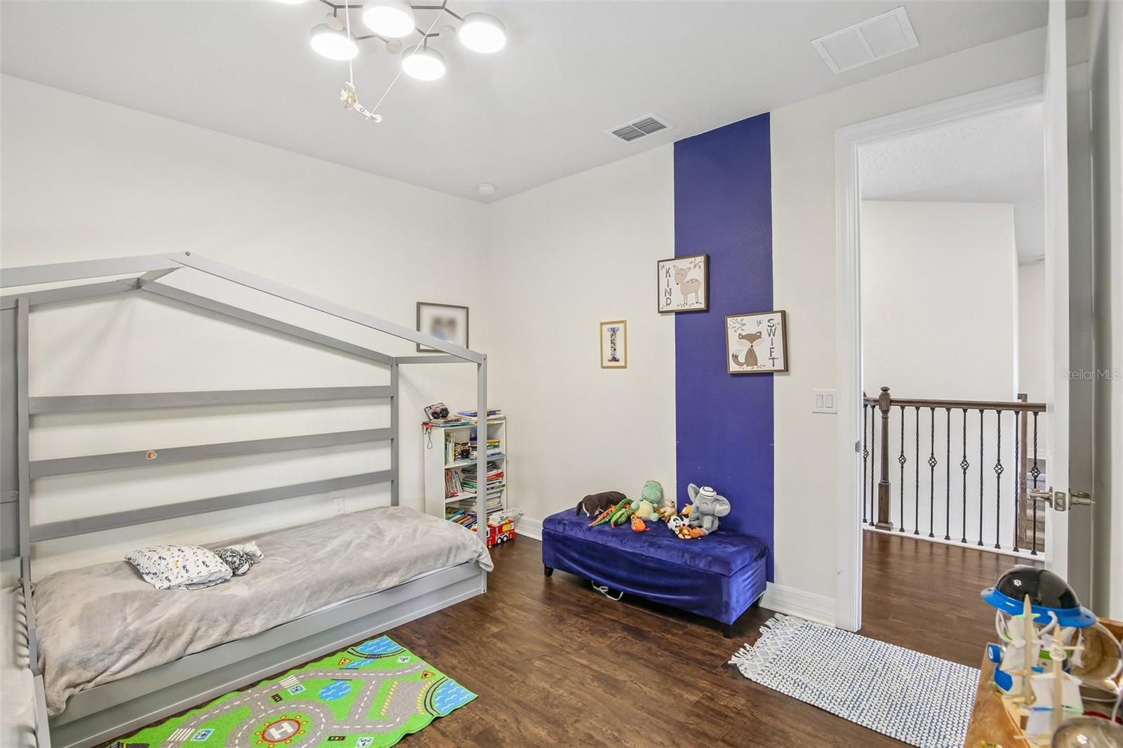 Image 33 of 71 For 11054 Sundrift Drive