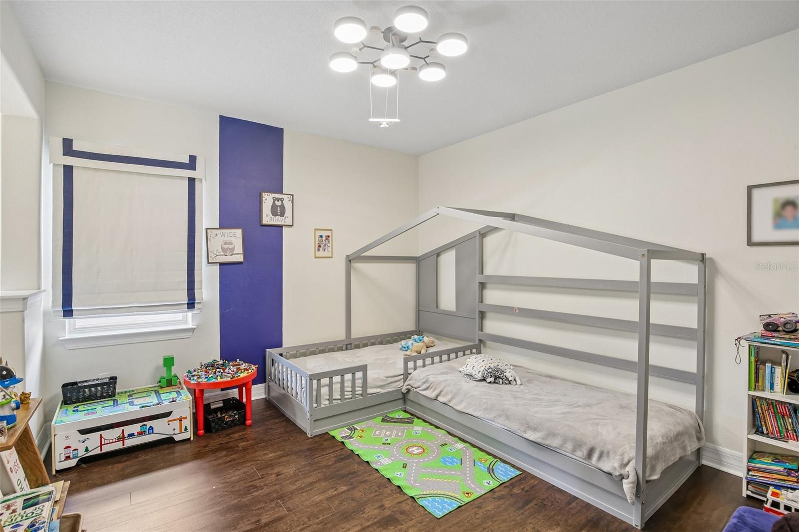 Image 34 of 71 For 11054 Sundrift Drive