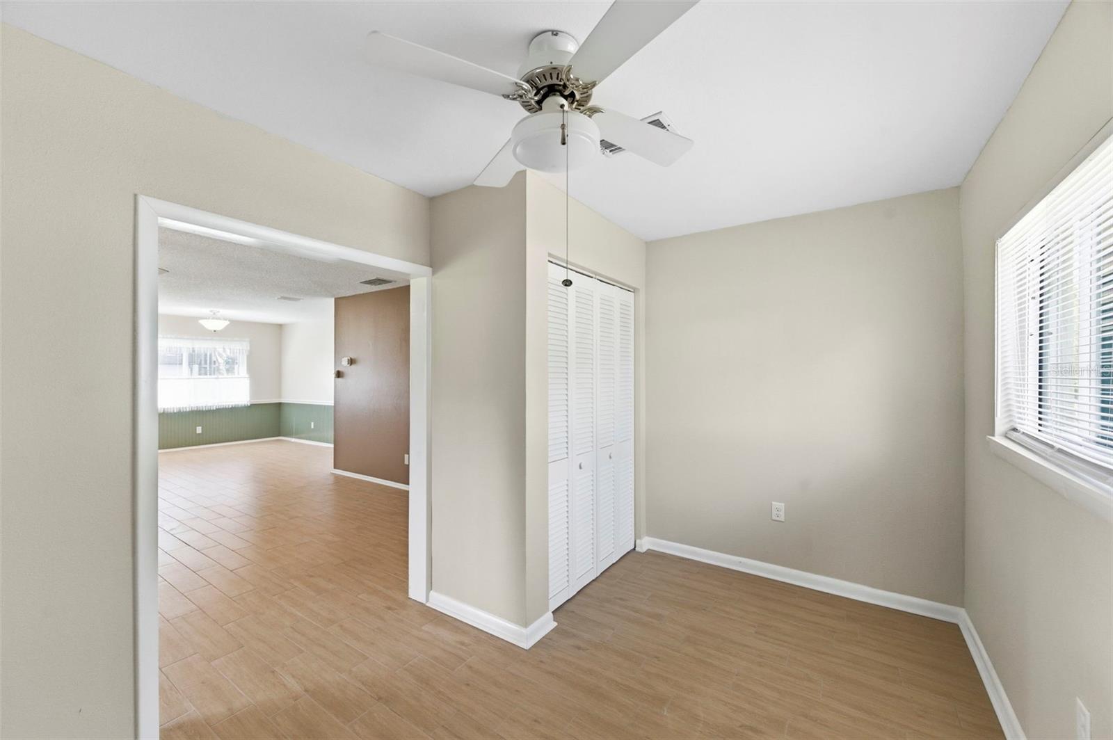 Image 11 of 33 For 2210 Sequoia Drive