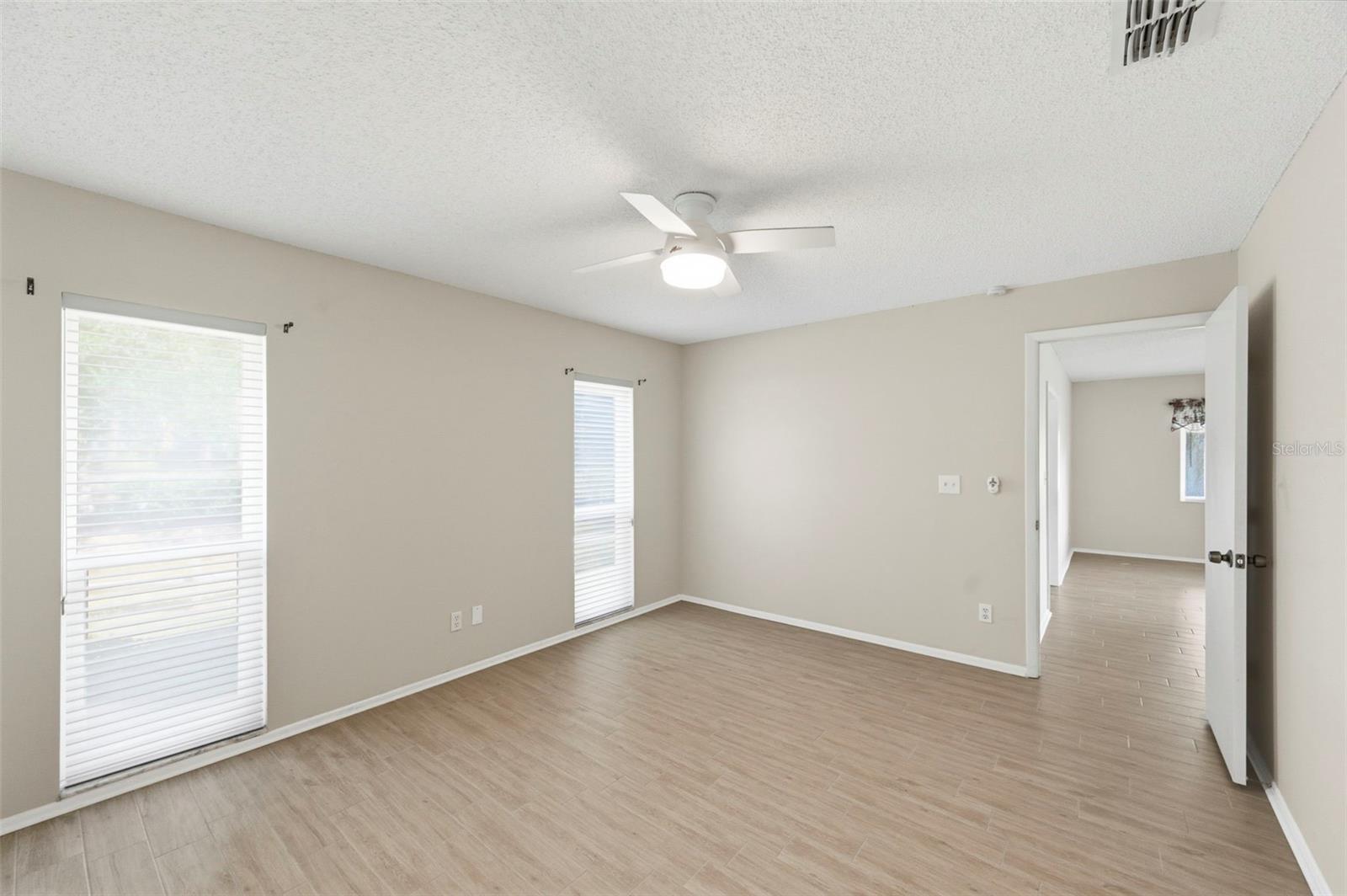 Image 13 of 33 For 2210 Sequoia Drive