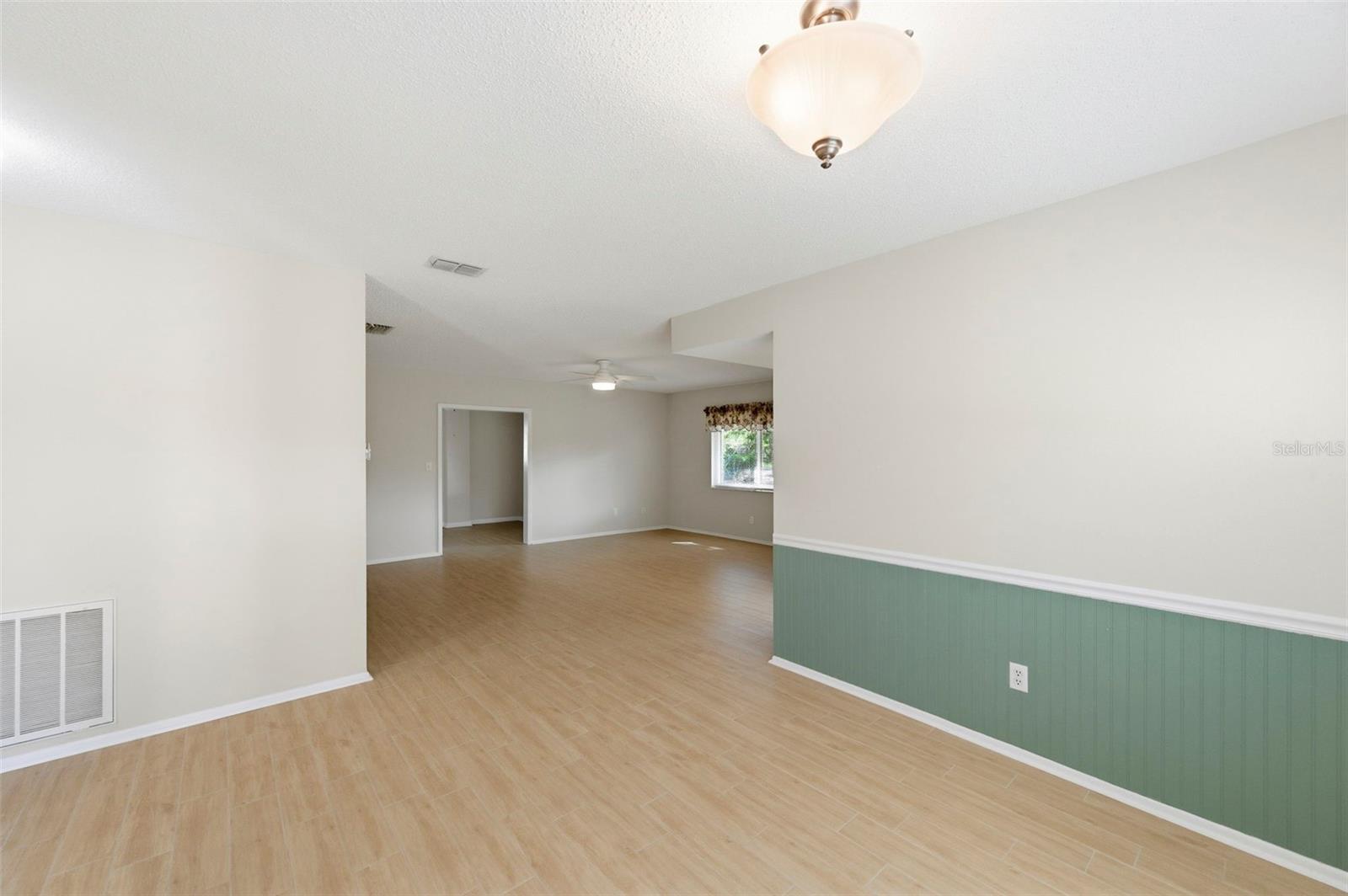 Image 5 of 33 For 2210 Sequoia Drive