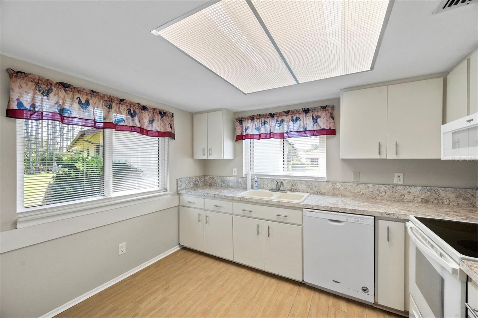 Image 8 of 33 For 2210 Sequoia Drive