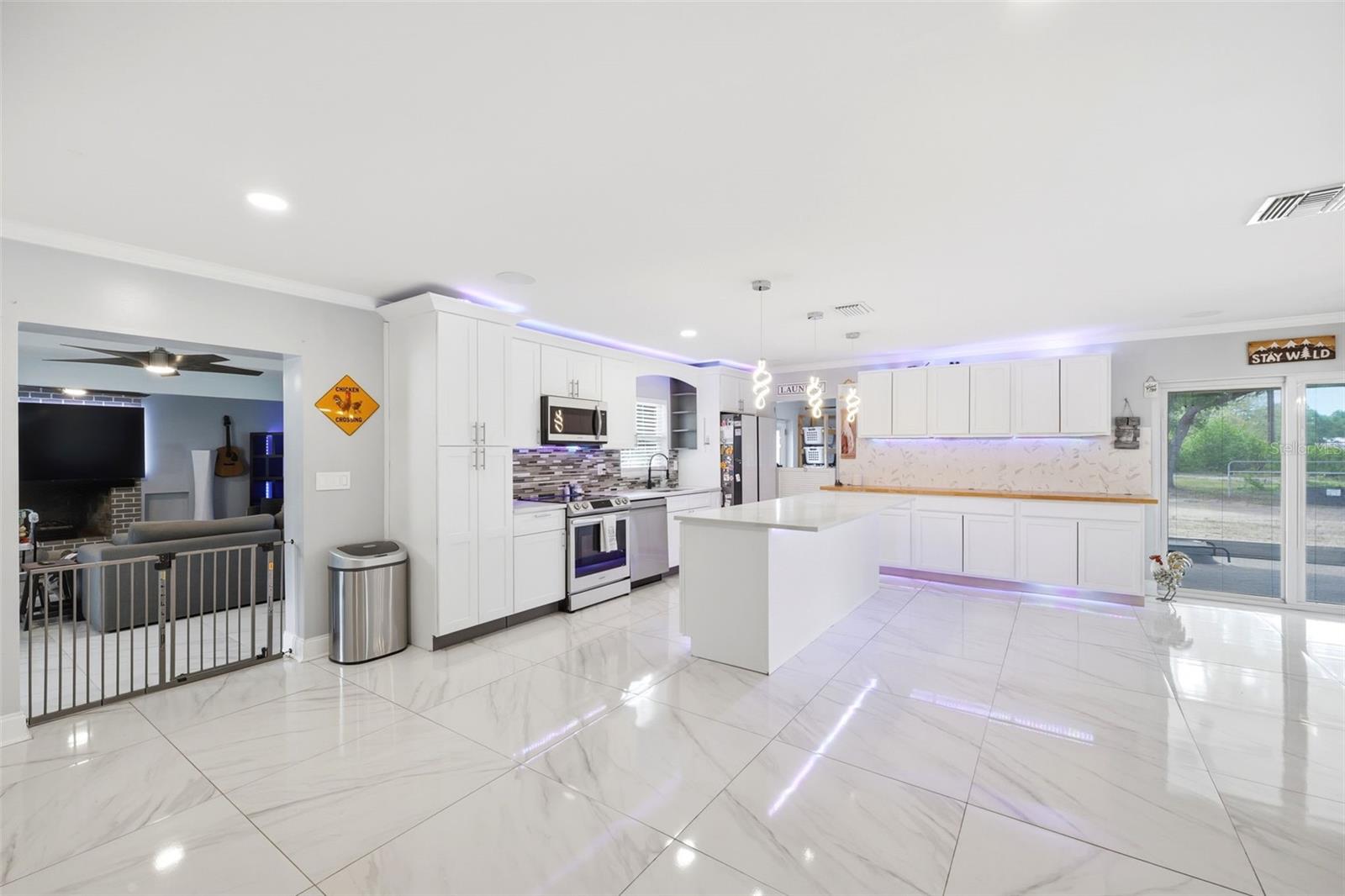 Image 10 of 65 For 16700 Auburndale Lane