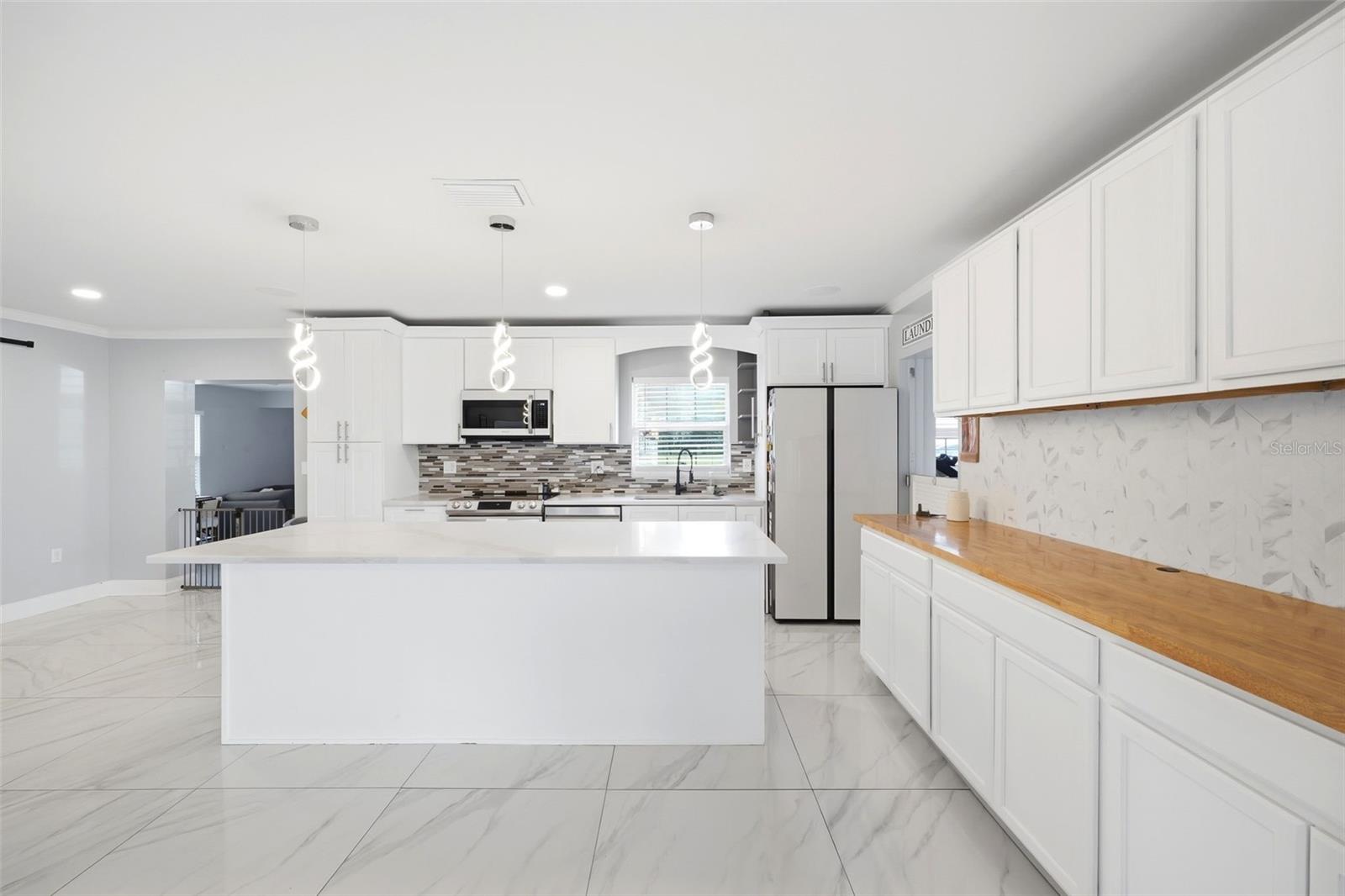 Image 14 of 65 For 16700 Auburndale Lane