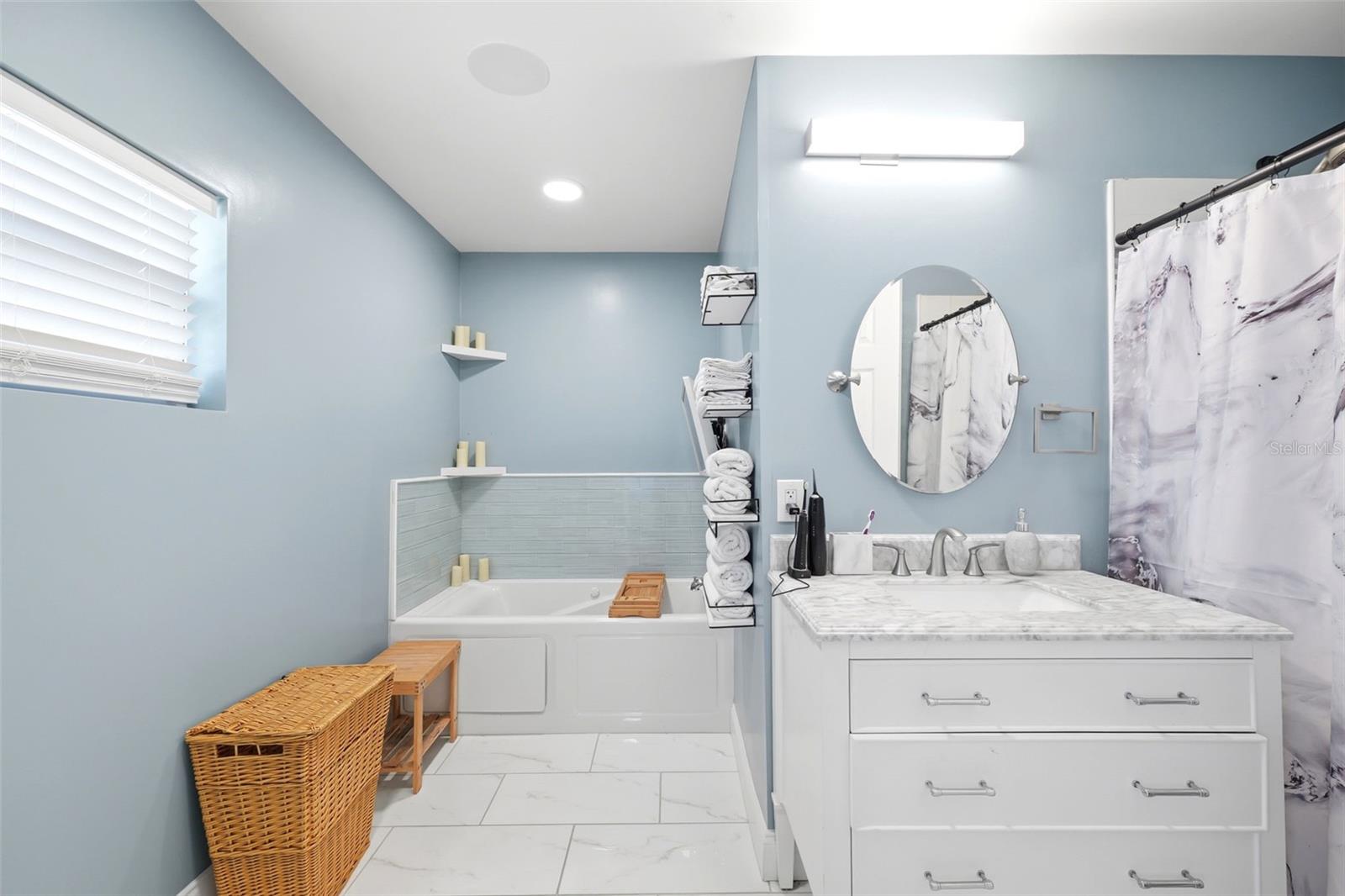 Image 25 of 65 For 16700 Auburndale Lane