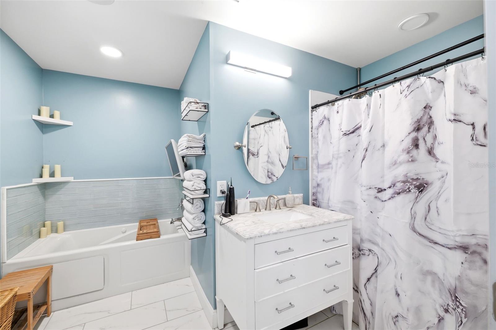 Image 26 of 65 For 16700 Auburndale Lane