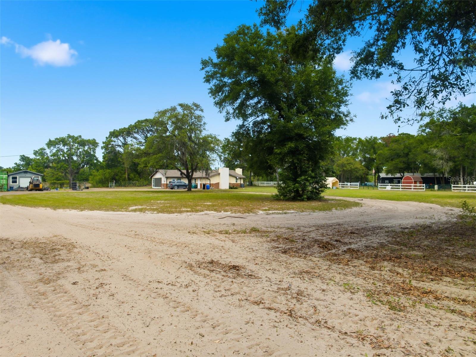 Image 40 of 65 For 16700 Auburndale Lane