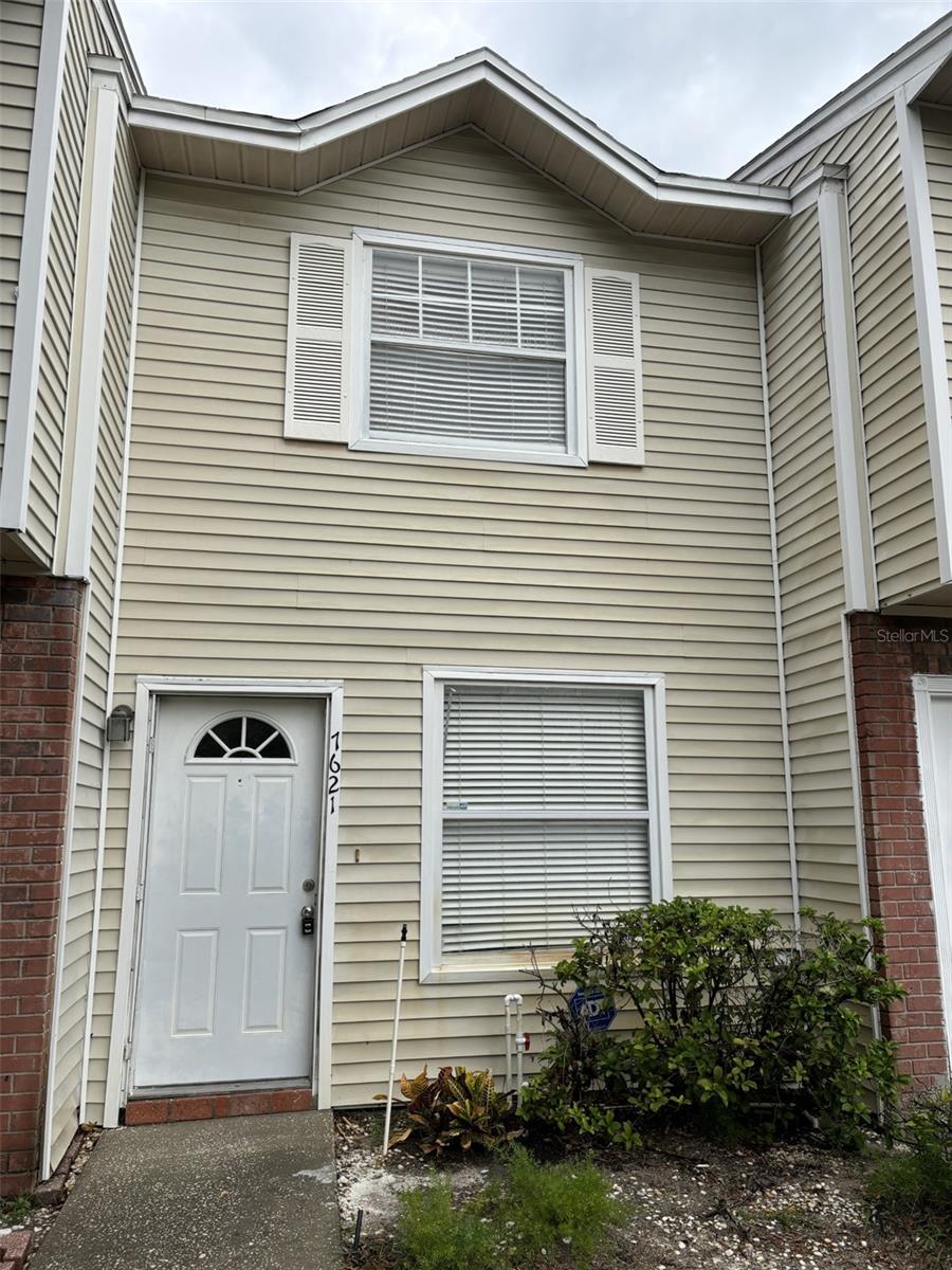 Details for 7621 Colonial Court, TAMPA, FL 33615