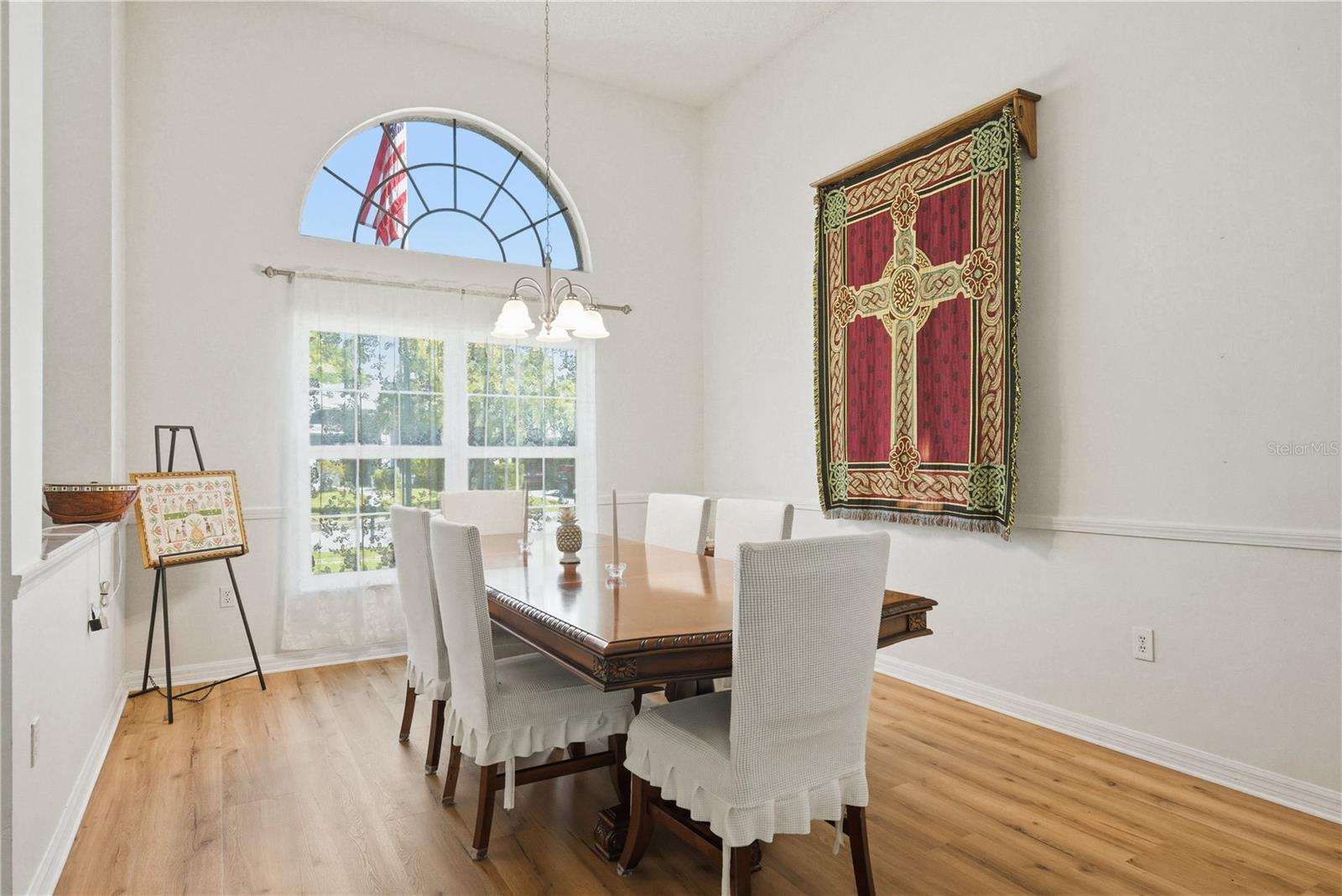 Image 3 of 24 For 5640 Wellfield Road