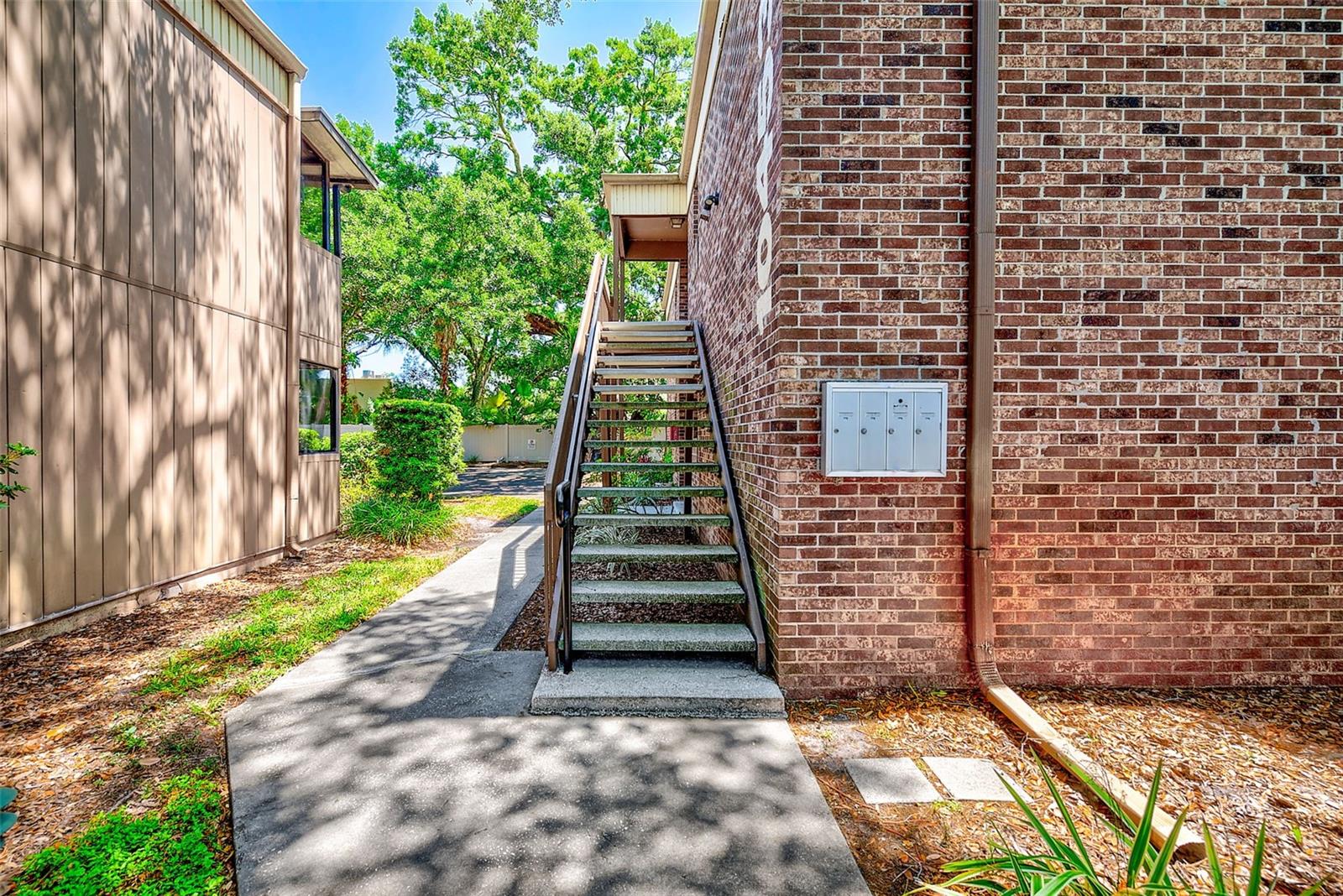 Image 2 of 39 For 10453 Carrollbrook Circle 222