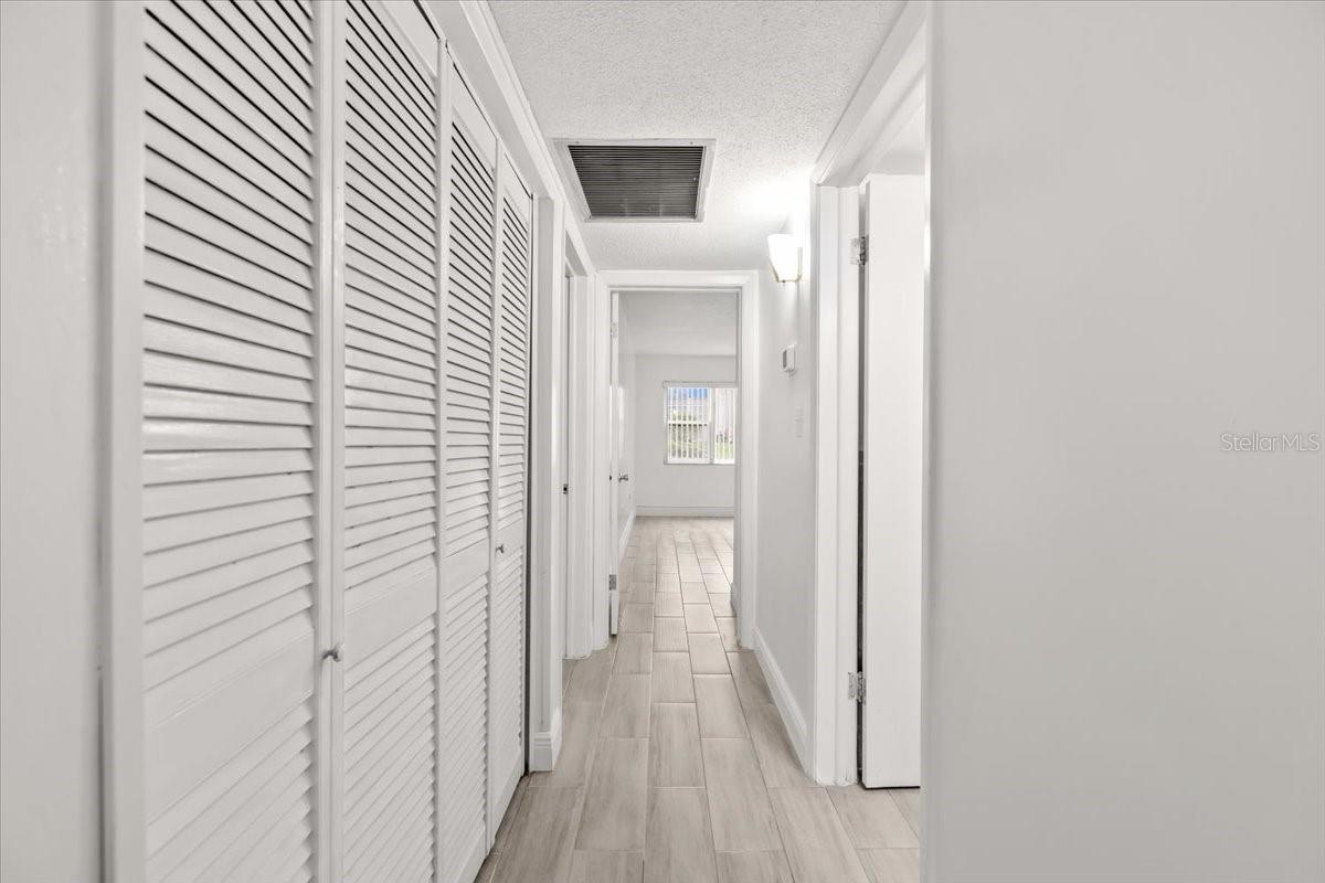 Image 11 of 38 For 1235 Highland Avenue 1-102