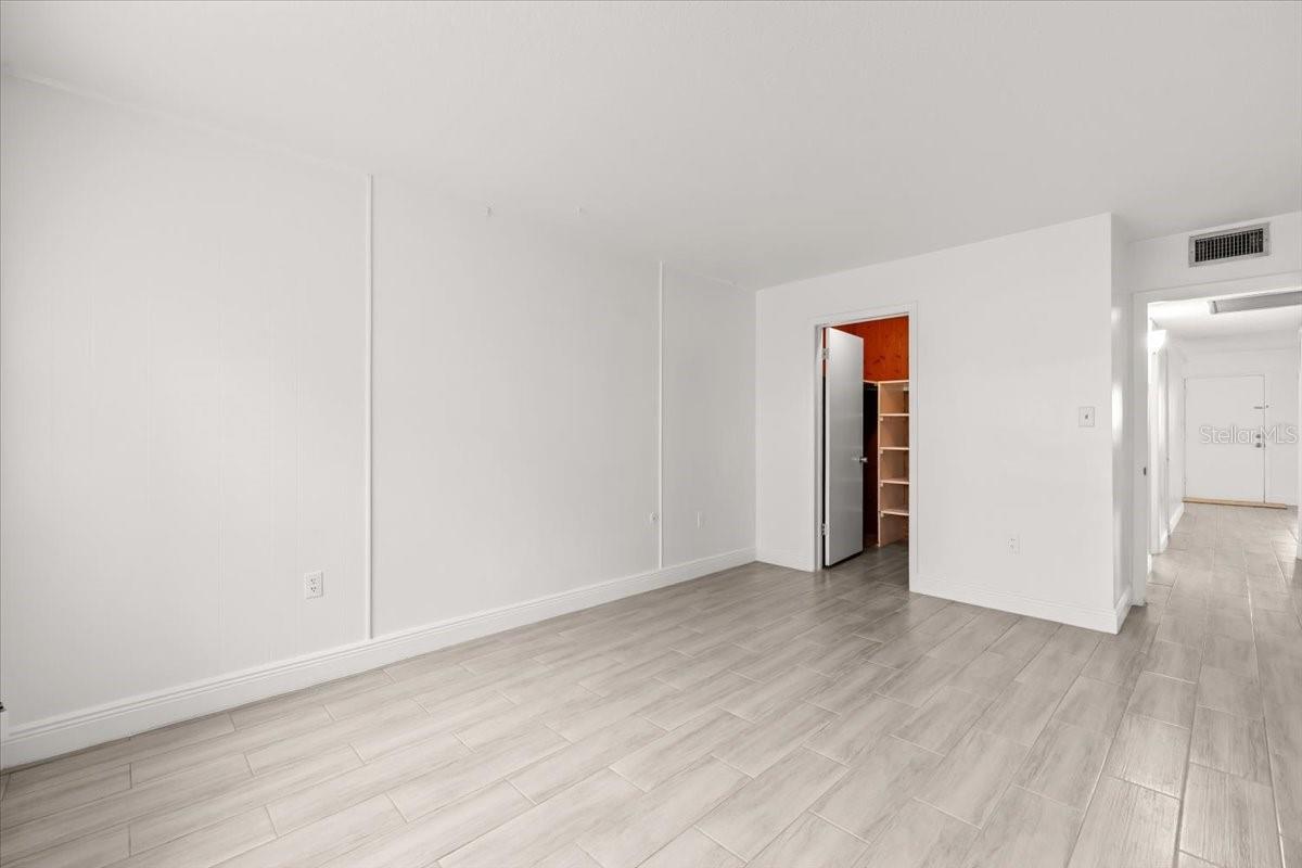 Image 14 of 38 For 1235 Highland Avenue 1-102