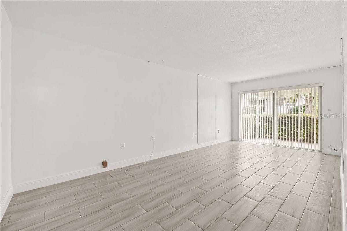 Image 16 of 38 For 1235 Highland Avenue 1-102