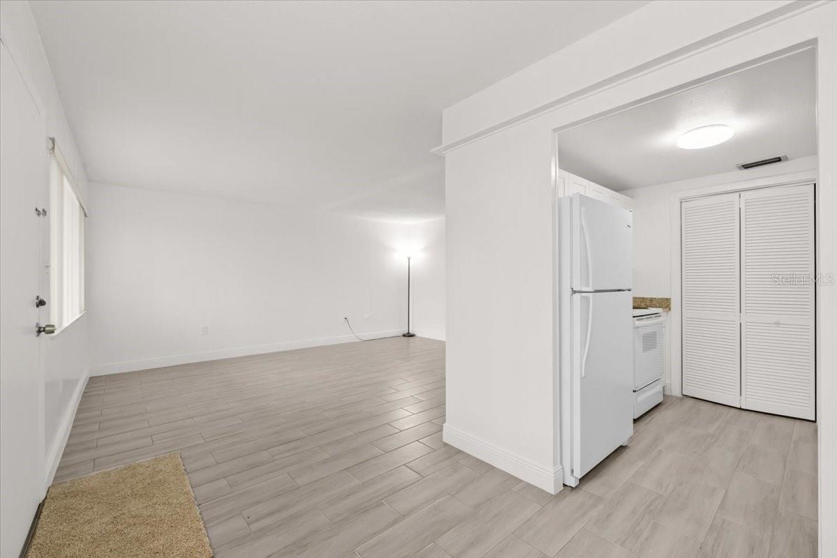 Image 6 of 38 For 1235 Highland Avenue 1-102