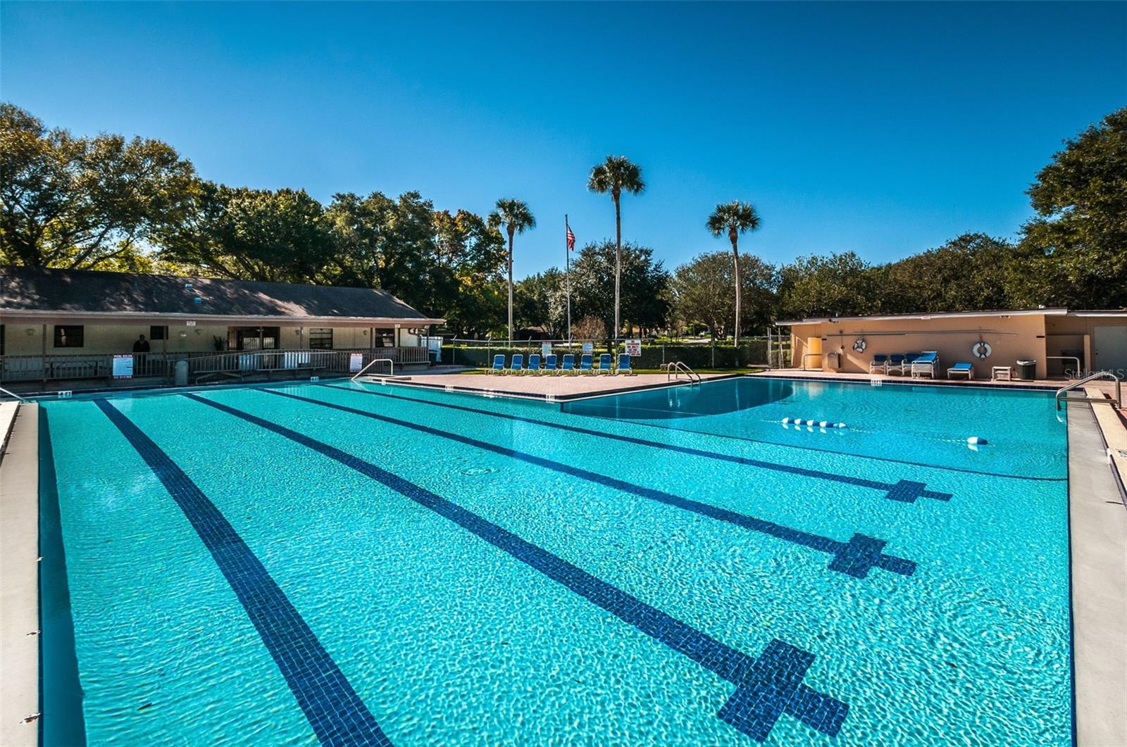 Listing photo id 84 for 760 Village Way