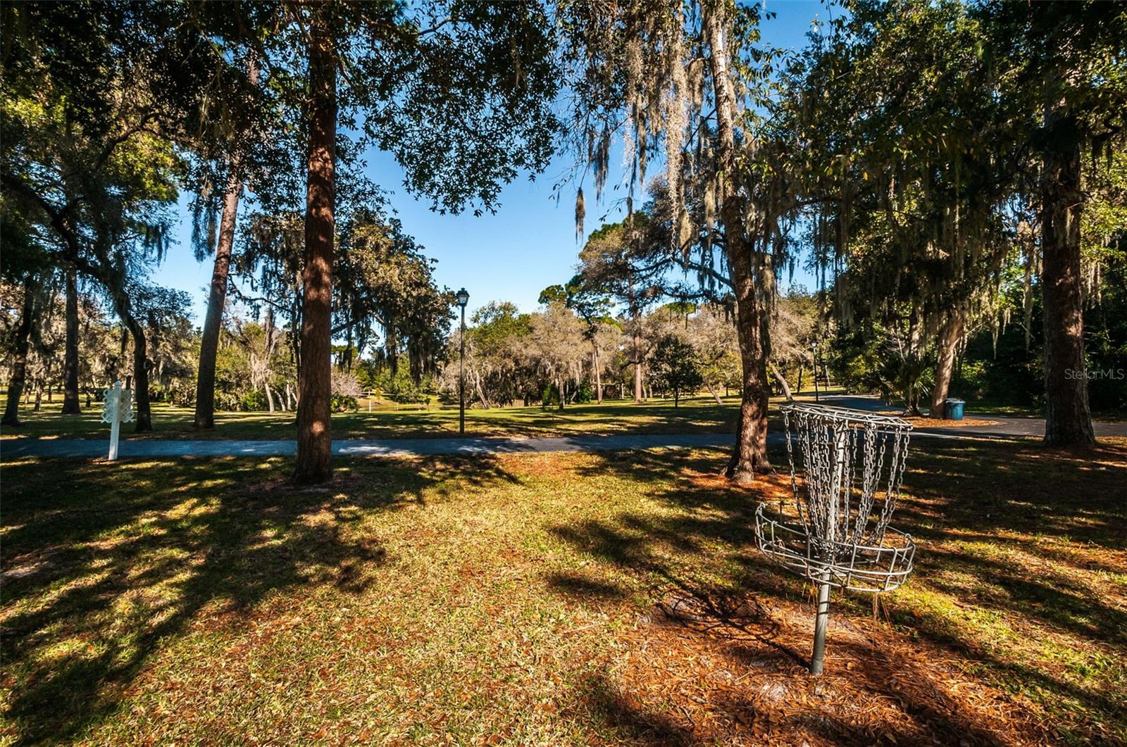 Listing photo id 93 for 760 Village Way