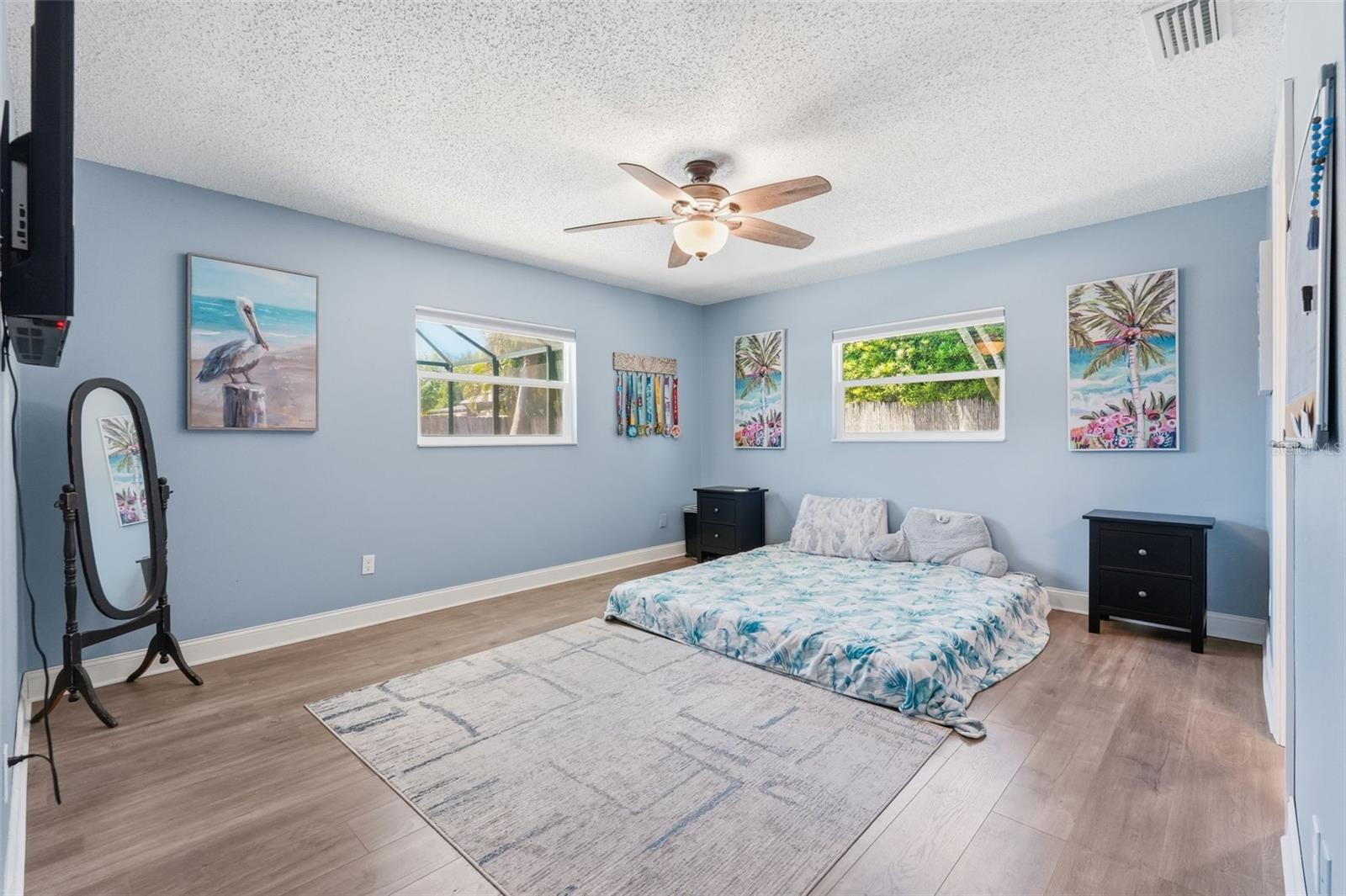 Image 23 of 49 For 9276 79th Avenue