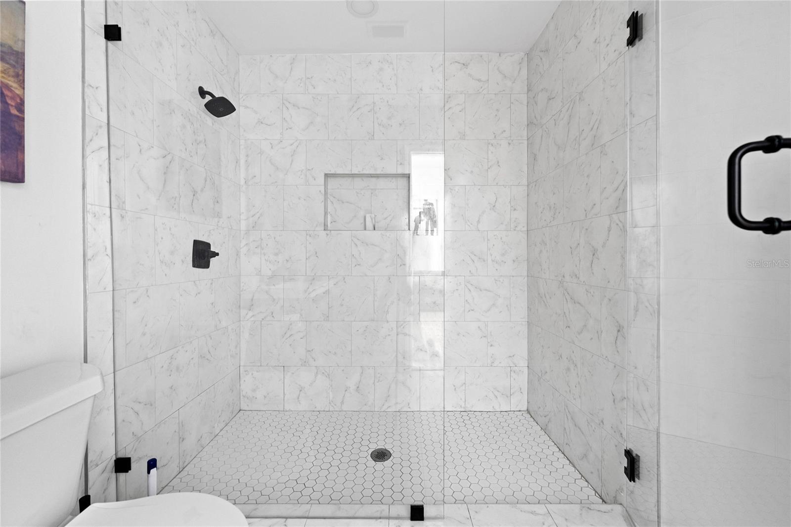 Image 17 of 43 For 680 25th Avenue S