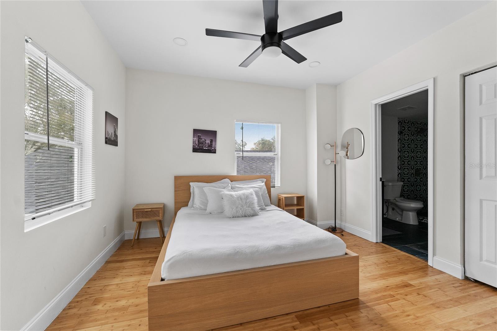 Image 19 of 43 For 680 25th Avenue S