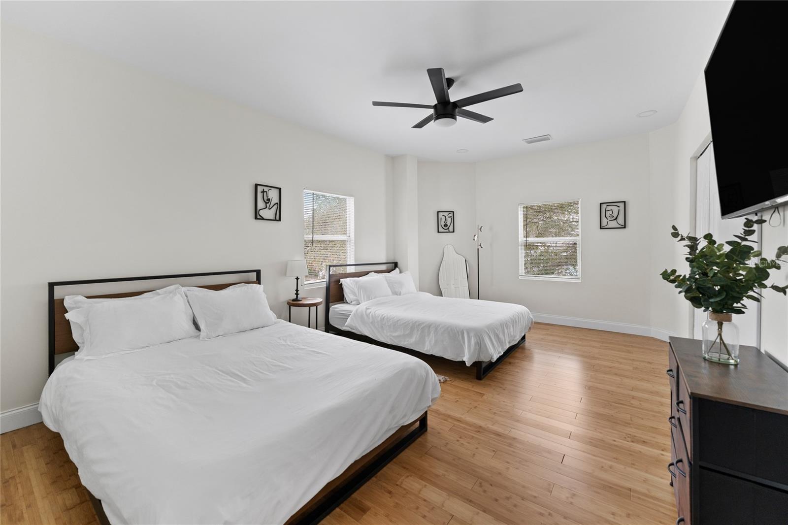 Image 28 of 43 For 680 25th Avenue S