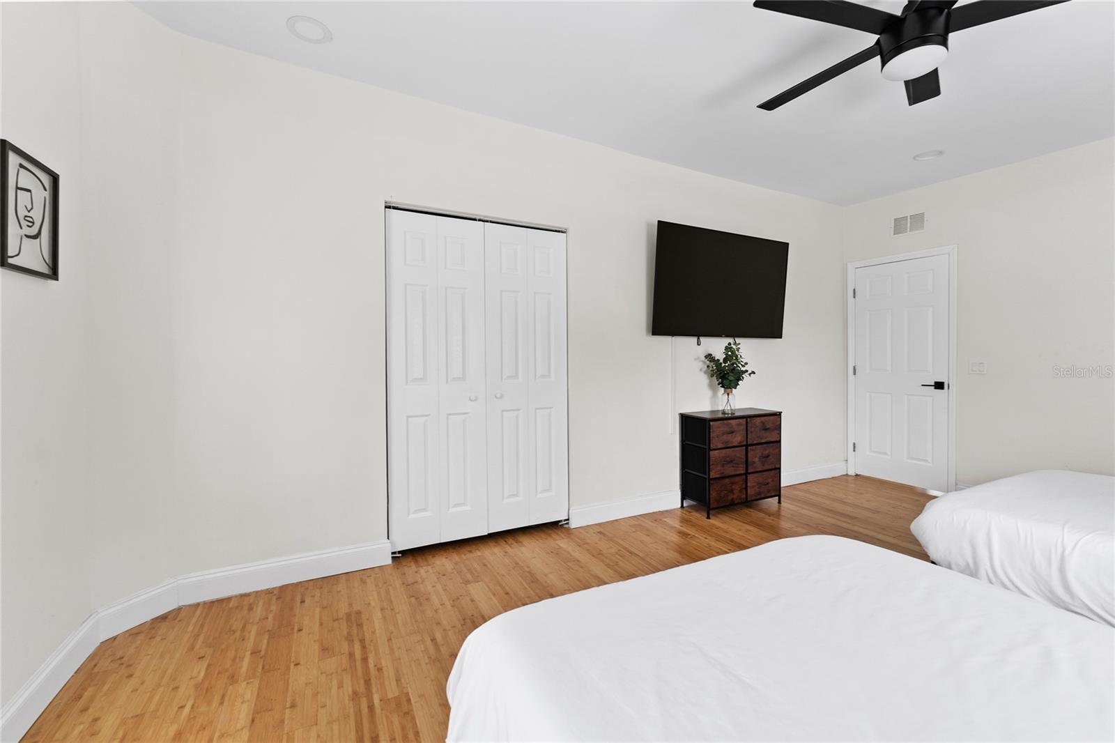 Image 30 of 43 For 680 25th Avenue S