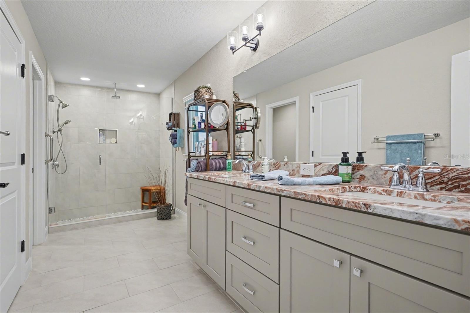 Image 10 of 14 For 7405 Park Byrd Road