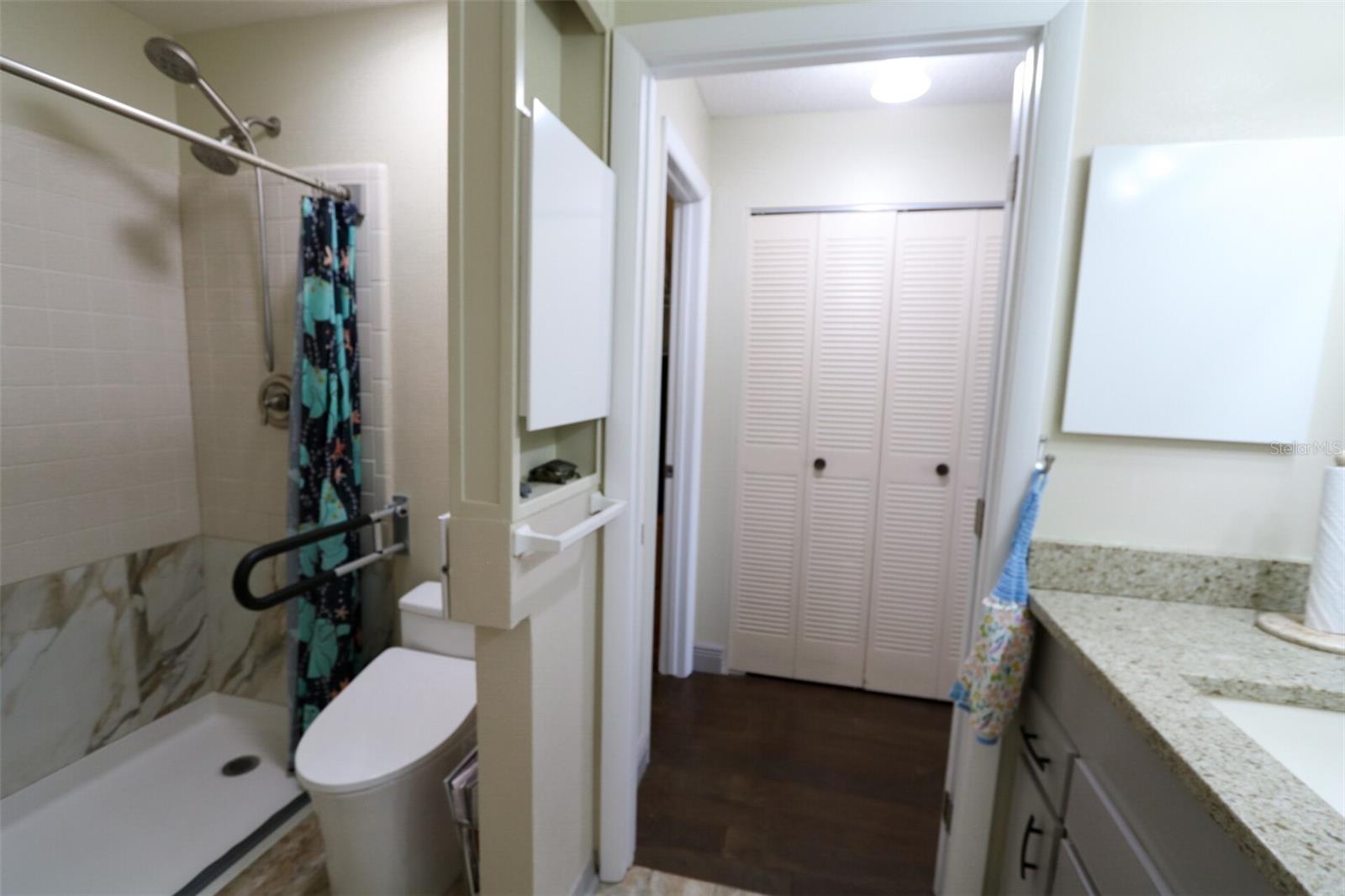 Image 15 of 26 For 323 Knottwood Court 1