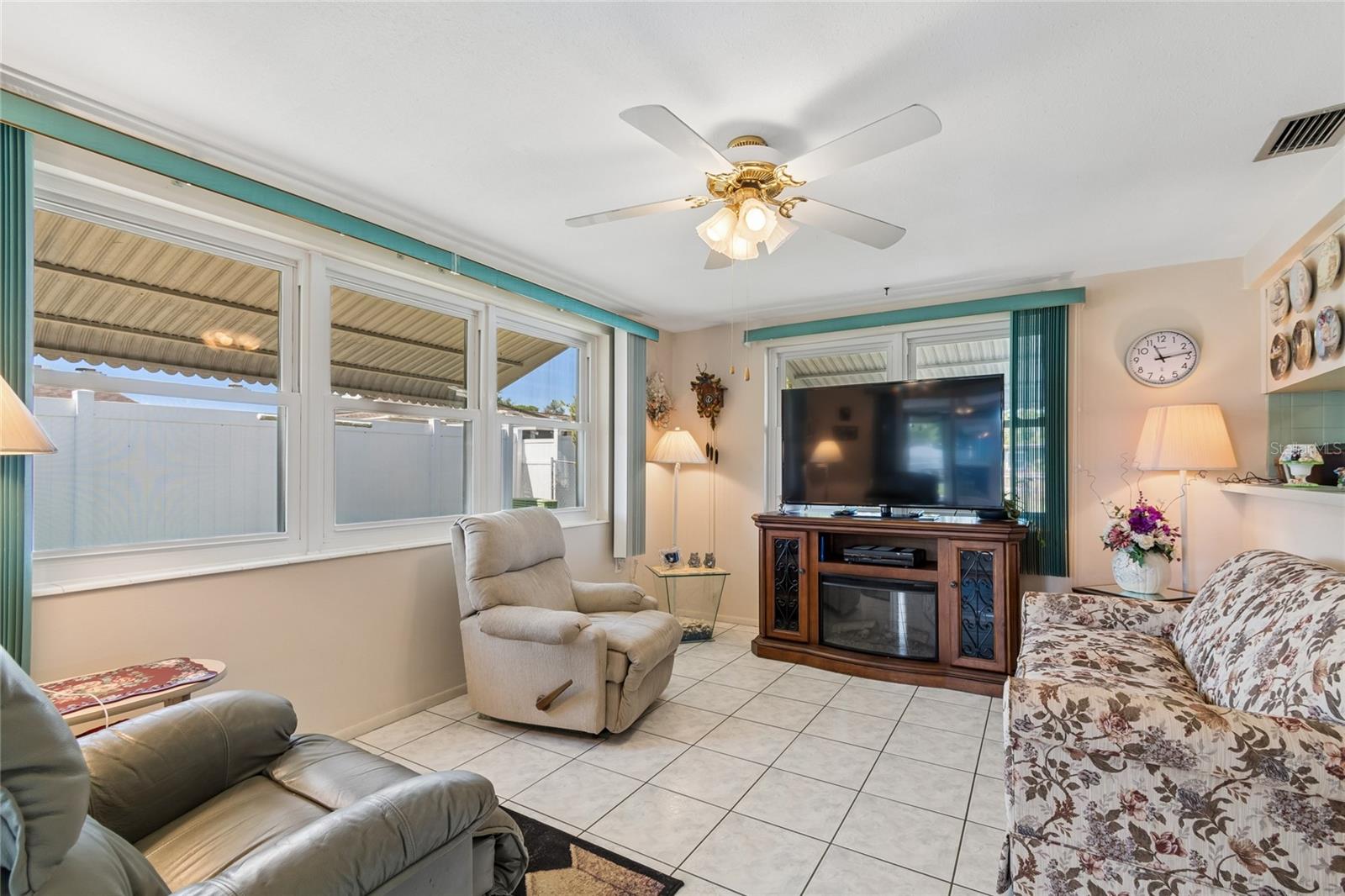 Image 17 of 43 For 5810 Friedly Avenue